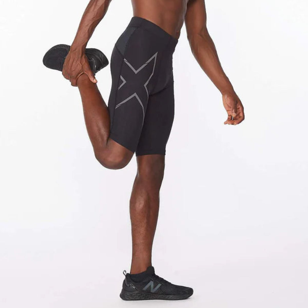 2XU Men's Light Speed Compression Shorts - High-Performance Running & Workout Shorts for Athletes - Ideal for Marathon, Gym, and Cycling