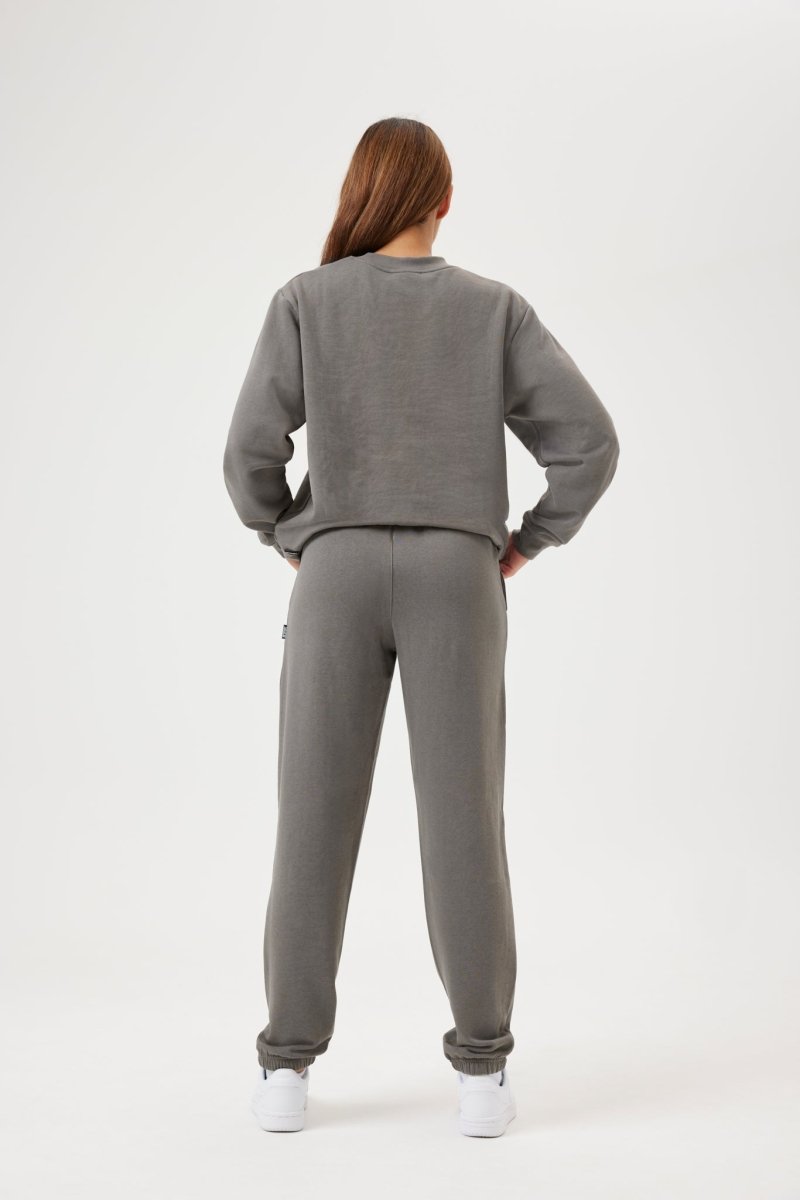 INSPORT Unisex Alaska Slate Crew Sweatshirt - Cozy Fleece Pullover for Men & Women - Perfect for Casual Wear, Outdoor Activities, and Layering in Cold Weather