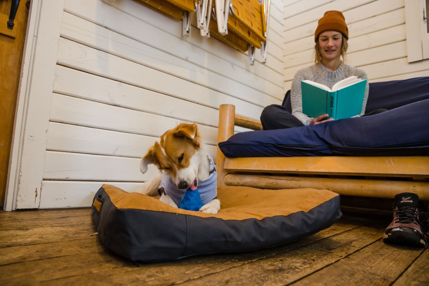 Ruffwear Gnawt A Cone® Glacial Blue Dog Chew Toy & Treat Dispenser - Durable, Interactive Play for Active Dogs - Perfect for Fetch, Training, and Outdoor Adventures