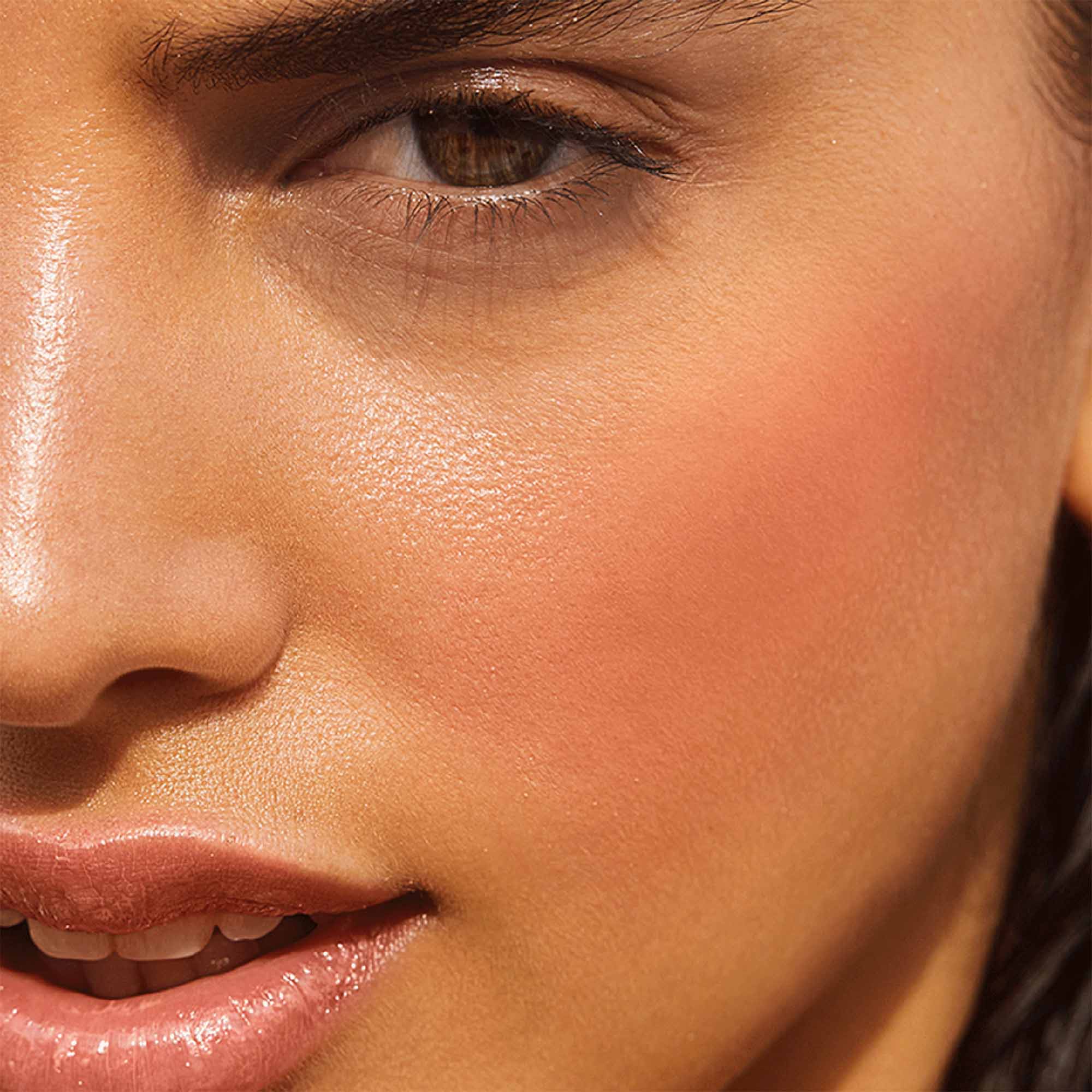 Victoria Beckham Beauty Cheeky Posh Blush Stick - Creamy Blush for Natural Flush, Buildable & Blendable - Perfect for Everyday Wear & On-The-Go Touch Ups