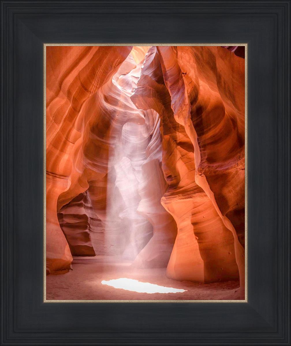 Antelope Canyon Cathedral - Stunning Natural Sandstone Formation in Arizona | Perfect for Photography, Hiking & Nature Exploration
