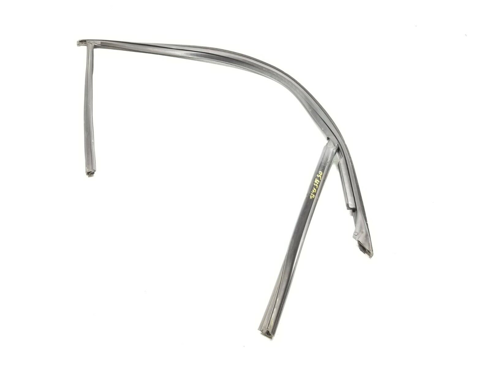 BMW E46 Sedan Front Left Driver Side Door Weatherstrip Seal - OEM Replacement Part for 01 02 03 04 05 Models - Perfect for Weather Protection and Noise Reduction