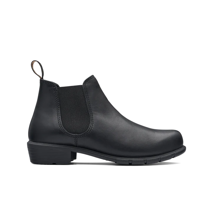 Blundstone 2068 Women's Chelsea Boots - Low Heel Ankle Boots in Black | Comfortable & Stylish for Everyday Wear, Work & Outdoor Activities