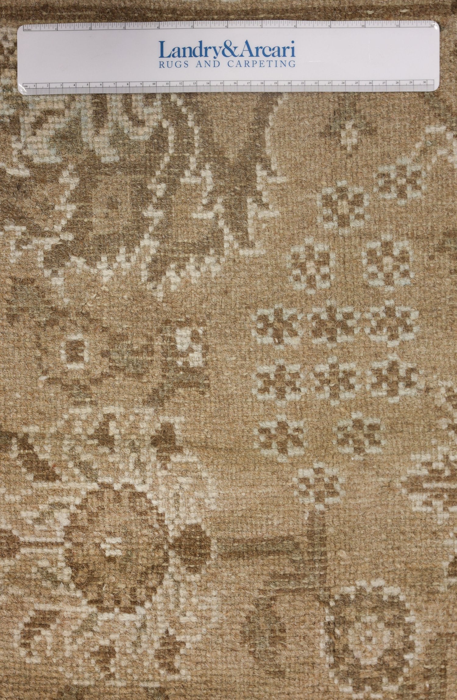 Antique Agra Handwoven Traditional Rug - Premium Handmade Indian Carpet for Living Room, Bedroom & Home Decor - J72377