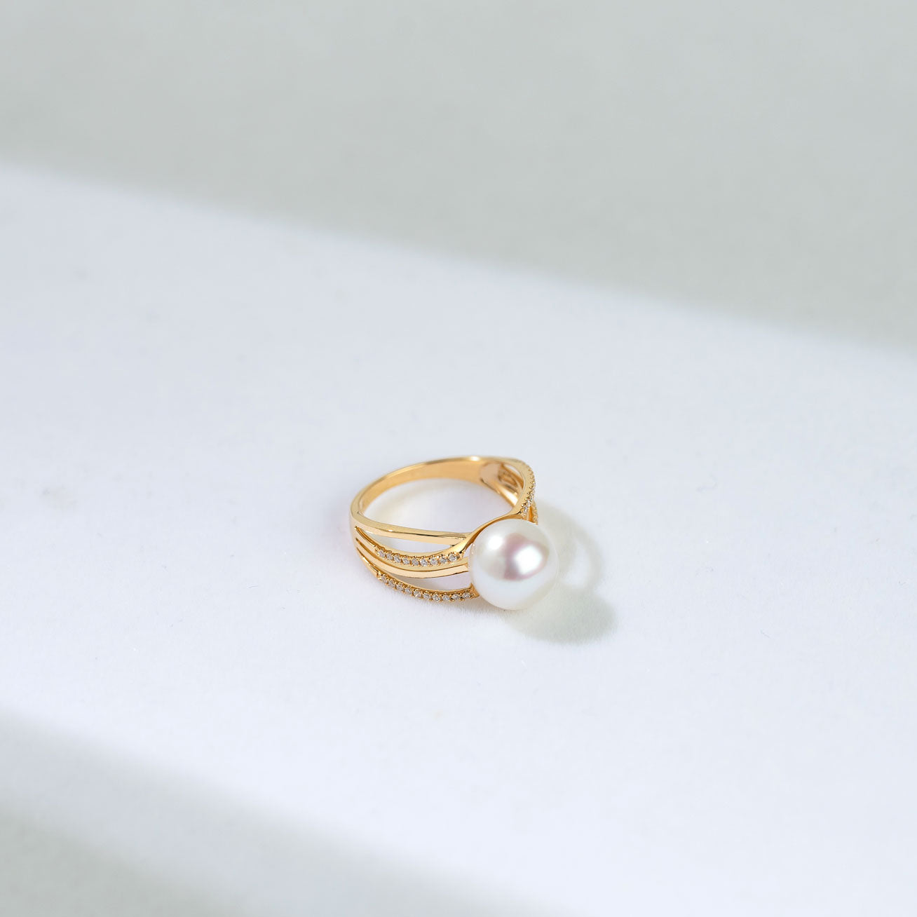 18K Gold Diamond Freshwater Pearl Ring for Women - Elegant Si Dian Jin Design | Perfect for Weddings, Anniversaries & Special Occasions