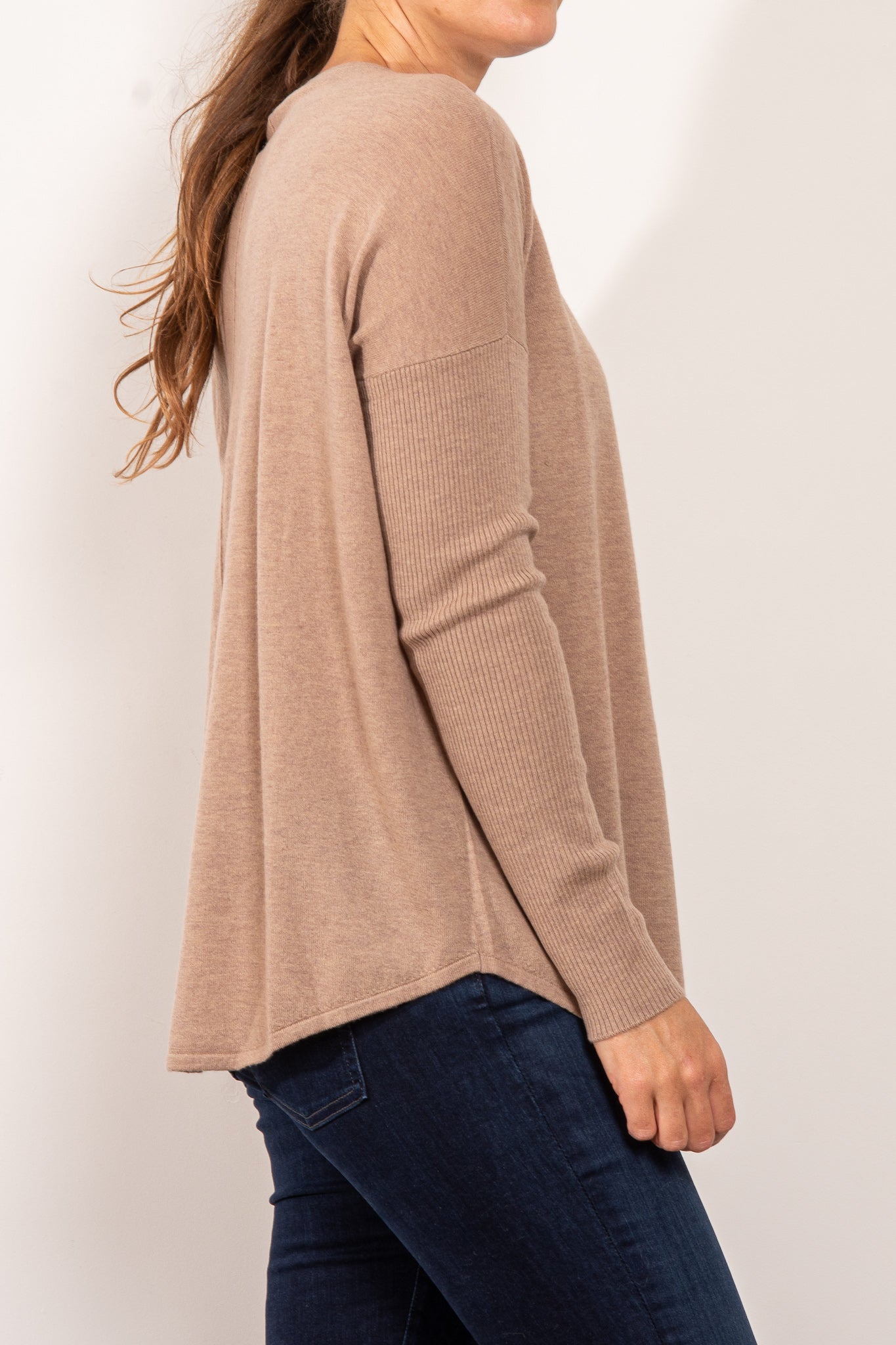 Bridge & Lord Curved Hem Crew Neck Sweater for Women - Soft Knit Pullover for Casual Wear & Office Outfits