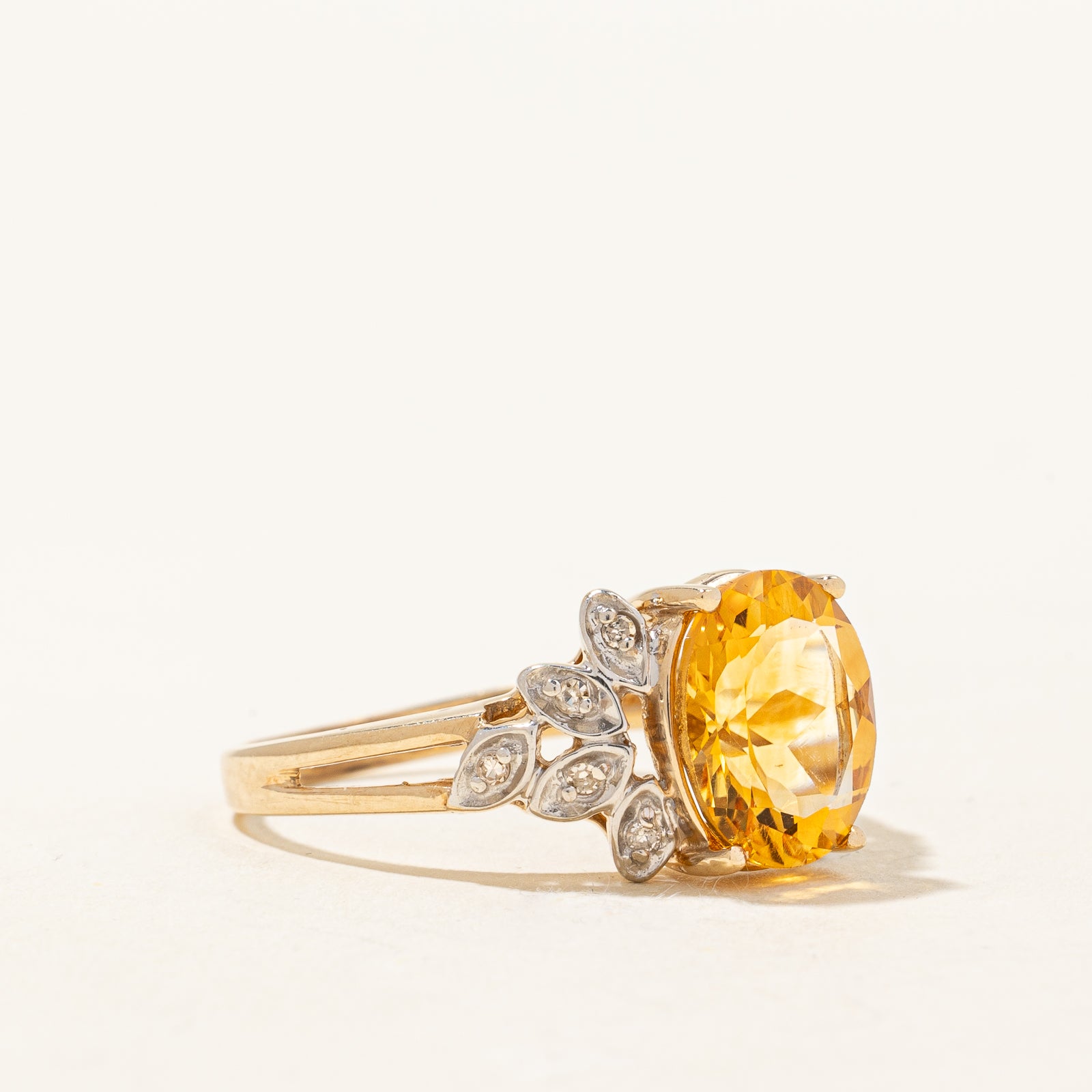Exquisite 2.14ct Mandarin Citrine & 0.07ct Diamond Ring - Size 8.75 | Elegant Birthstone Jewelry for Women | Perfect for Anniversary Gifts, Birthday Presents & Special Occasions