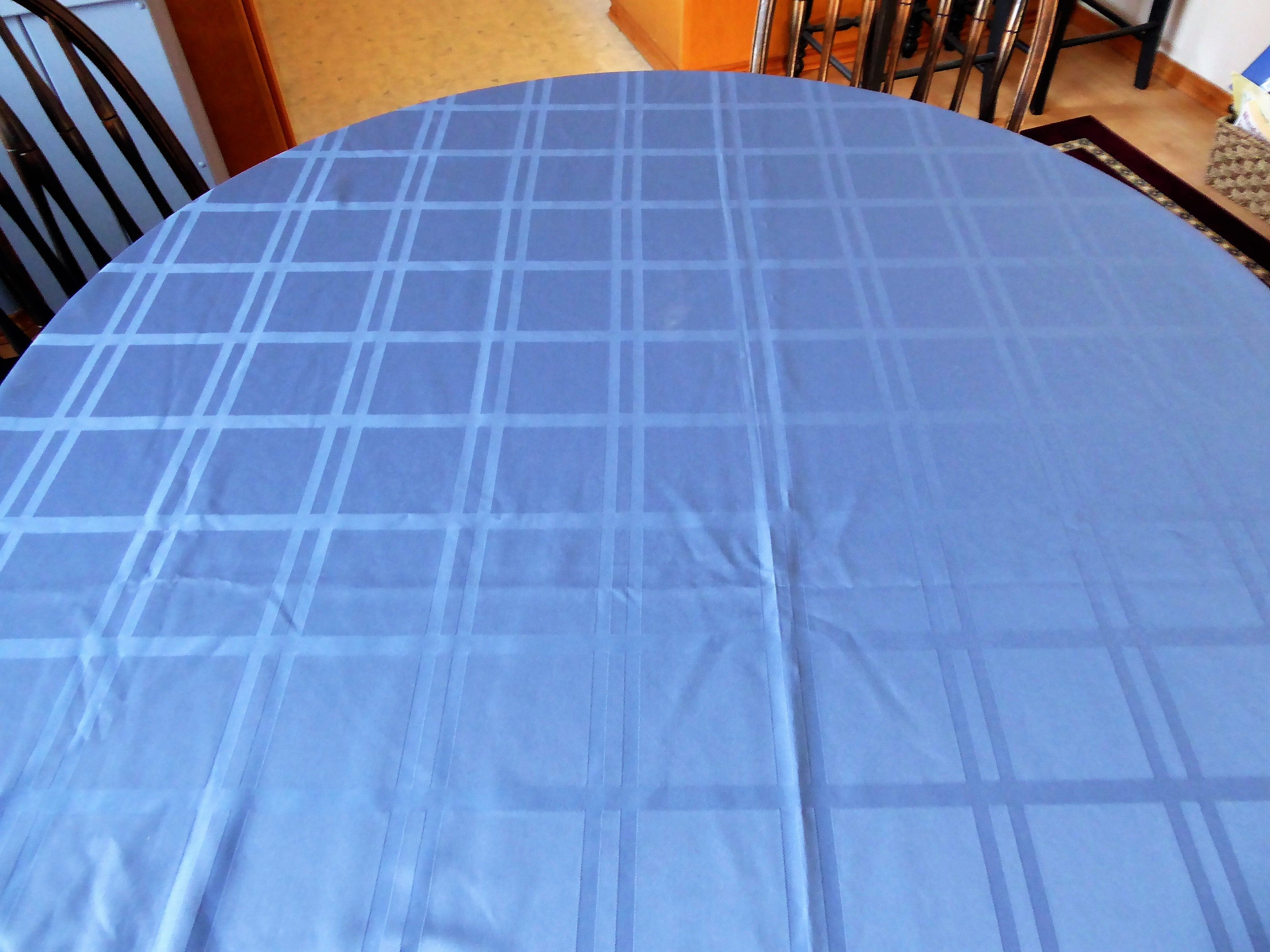 Elegant Oval Blue Window Pane Tablecloth 80x60 Inches - Silky Smooth Wedgwood Blue Dining Table Cover for Dinner Parties, Tea Parties & Special Occasions - Perfect for Formal Dining, Bridal Showers & Afternoon Tea Events