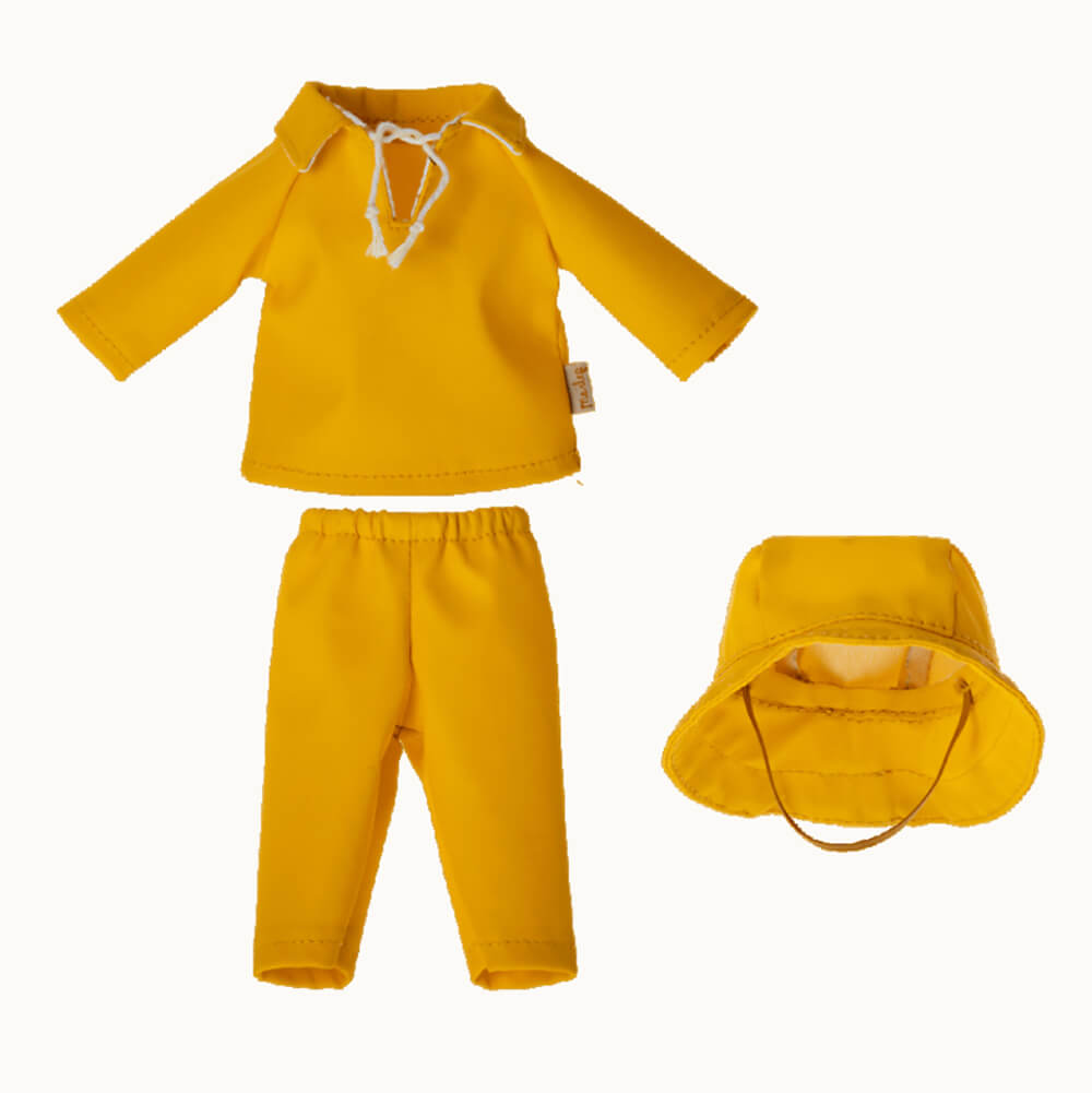 Maileg Teddy Bear Outfits - Adorable Costume Sets for Collectible Dolls & Stuffed Animals | Perfect for Dress-Up Play, Nursery Decor & Gift Giving