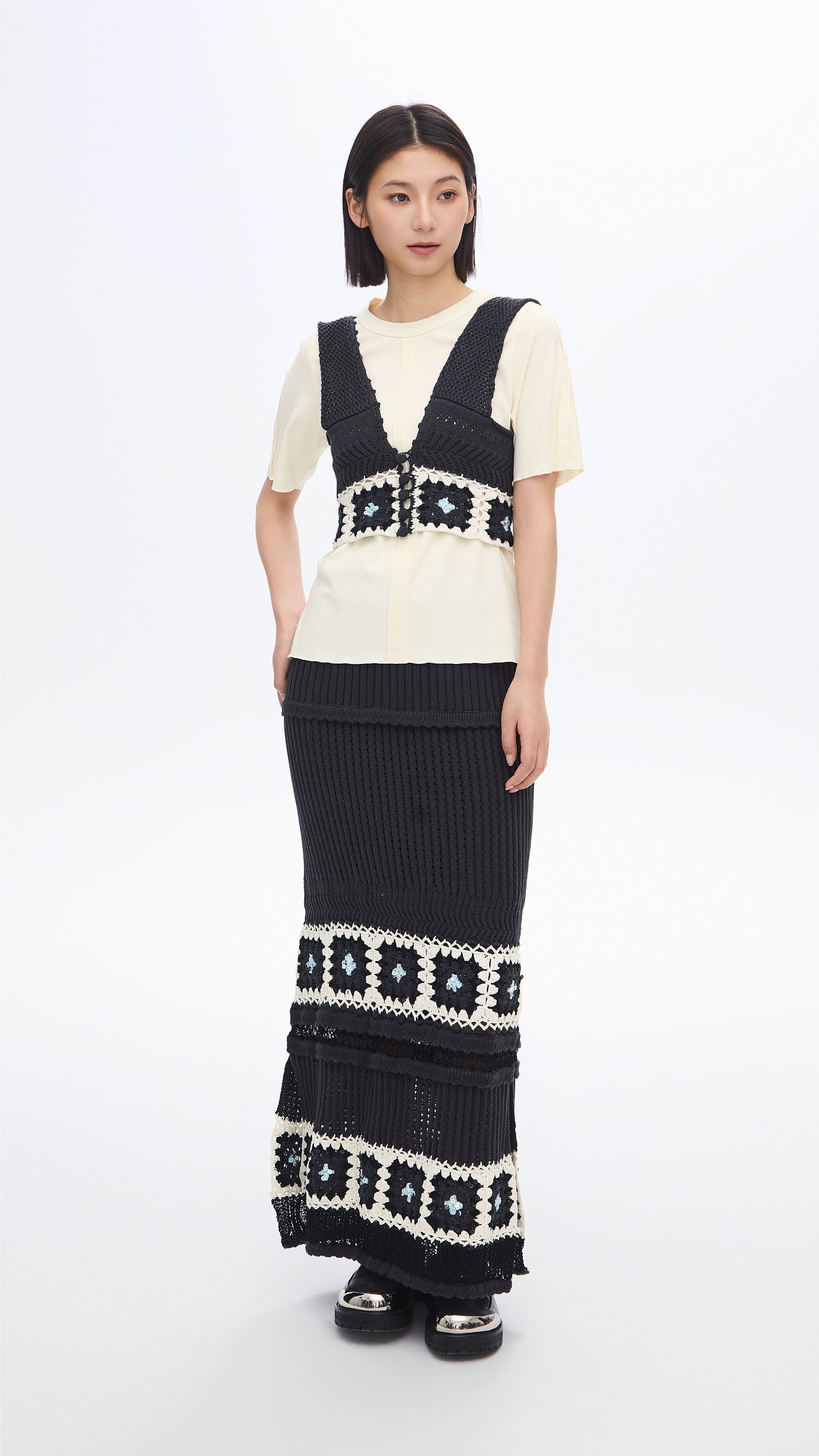 Stylish Beaded Knit Vest for Women - Boho Chic Layering Piece for Fall & Winter | Perfect for Casual Outfits, Office Wear & Holiday Parties