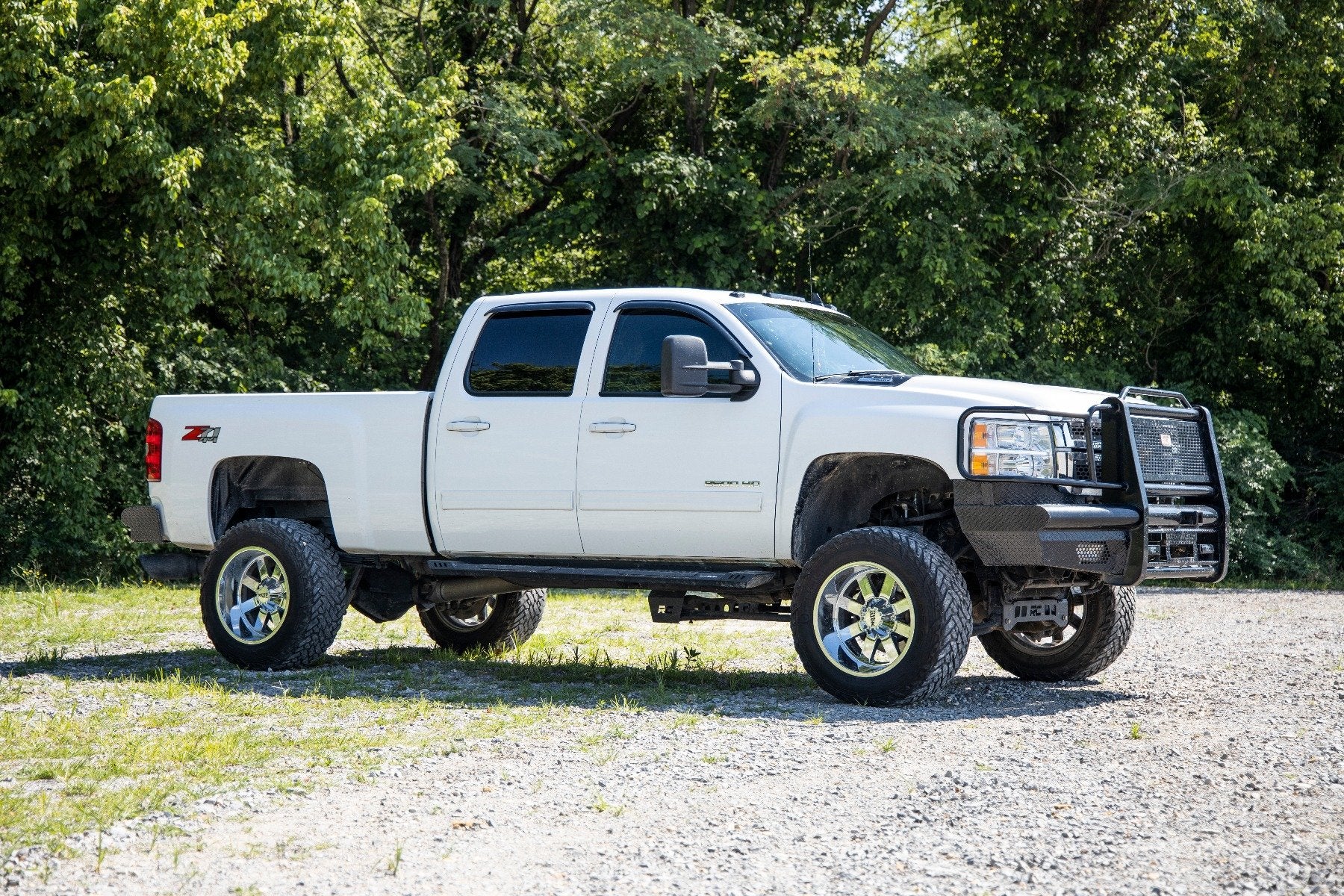 7.5 Inch Lift Kit with Torsion Drop for Chevy/GMC 2500HD/3500HD (2011-2019) - M1 Series 10440 | Off-Road Suspension Upgrade for Enhanced Performance & Ground Clearance