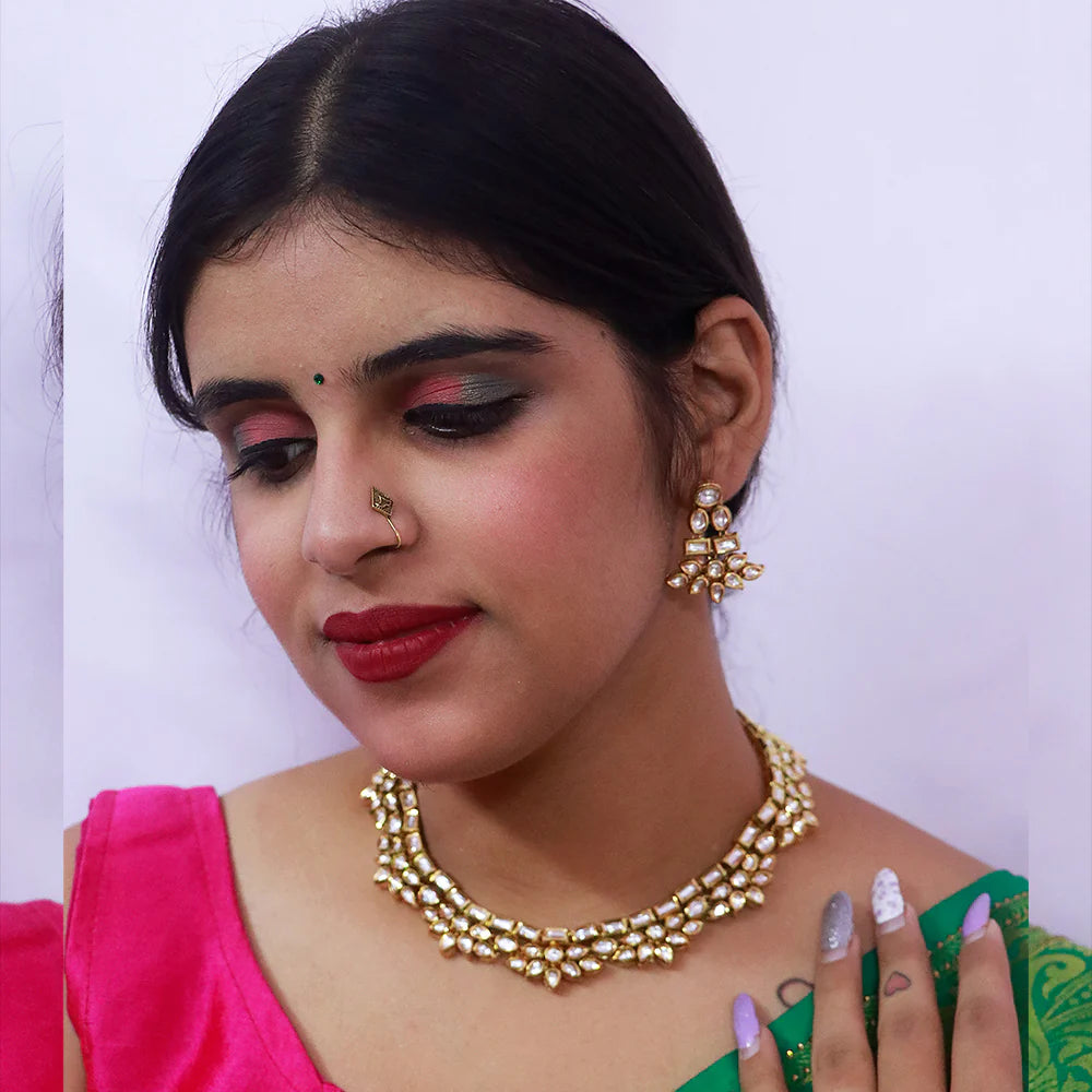 Exquisite Gold Plated Royal Kundan Necklace (D534) - Elegant Indian Jewelry for Weddings, Parties & Special Occasions