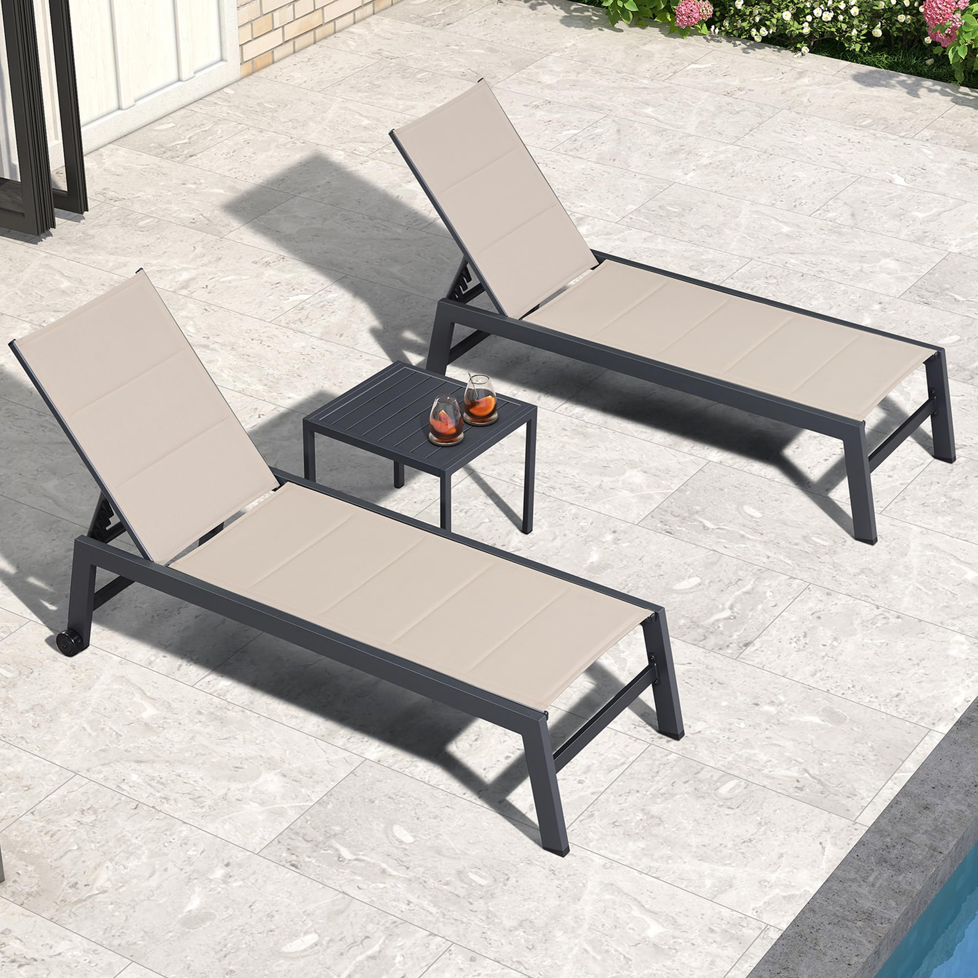 PURPLE LEAF Outdoor Chaise Lounge Set of 2 - Aluminum Patio Lounge Chairs with Wheels & Side Table - Beige Poolside Relaxation for Backyard, Garden, and Beach Use
