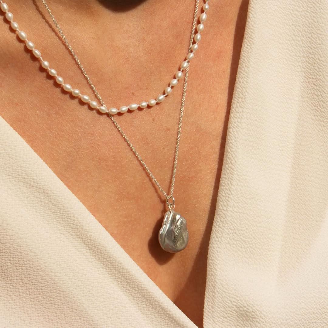 Elegant Baroque Grey Pearl Necklace in Sterling Silver - Perfect for Weddings, Parties & Special Occasions