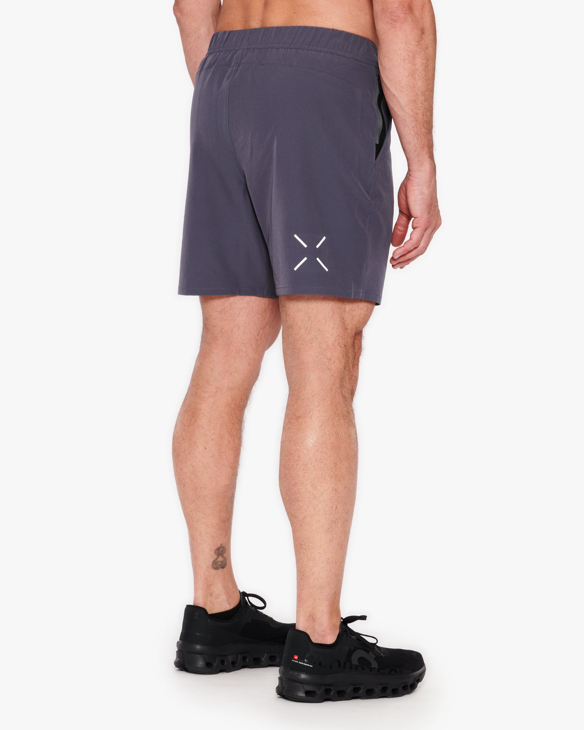 Ten Thousand Foundation Short 7
