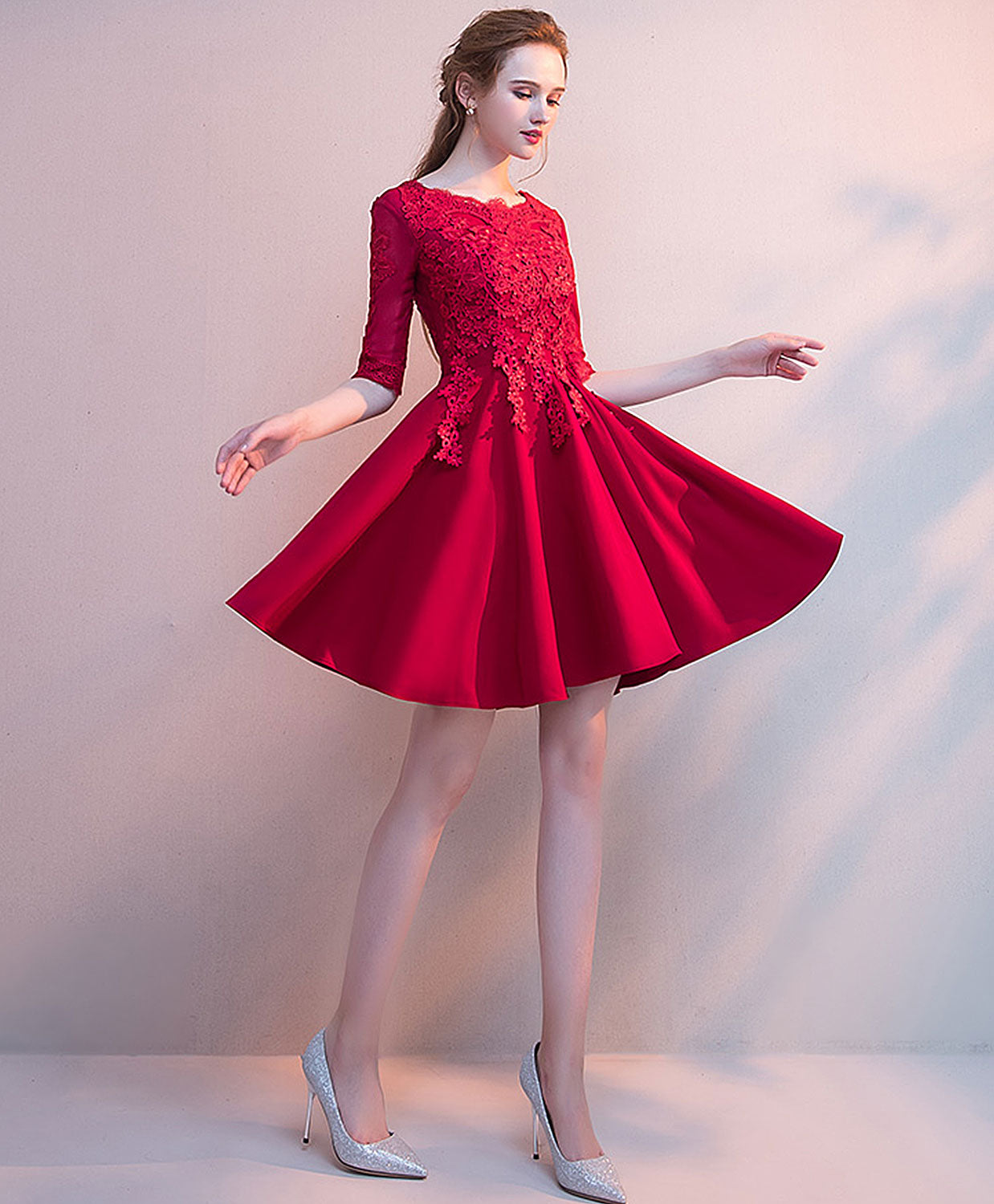 Elegant Burgundy Tulle Lace Short Prom Dress | Homecoming Party Gown | Perfect for Prom Night, Homecoming Dance & Special Occasions