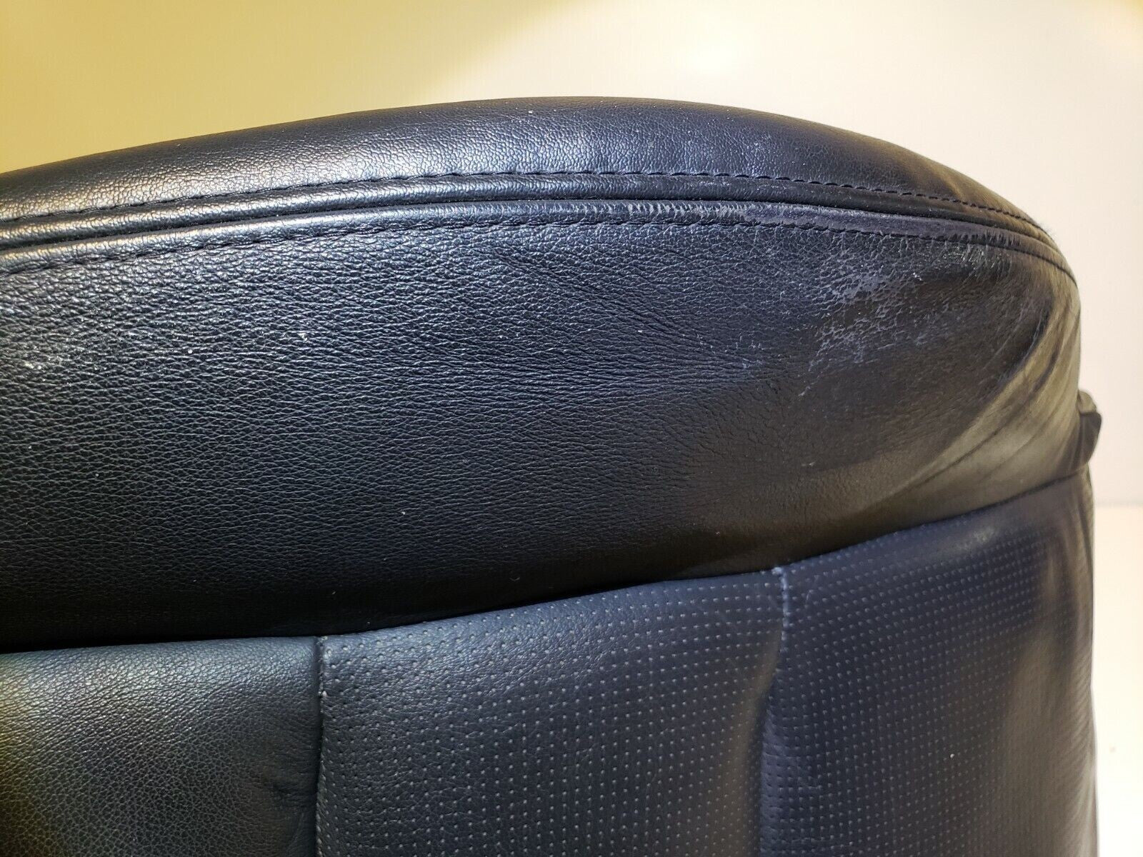 04-08 Nissan Maxima Front Driver Seat Upper Back Cushion Replacement - OEM Quality - Perfect for Car Seat Repair & Comfort Enhancement