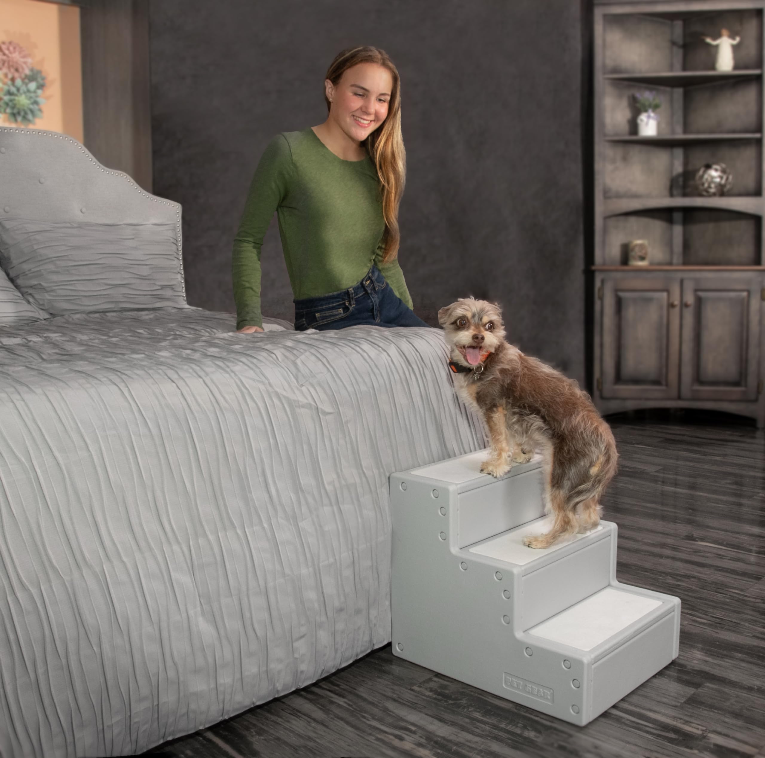 Pet Gear Pet Step III - Lightweight Pet Stairs for Small Dogs & Cats Up to 50 lbs, No Assembly Required | Perfect for Beds, Couches & SUVs