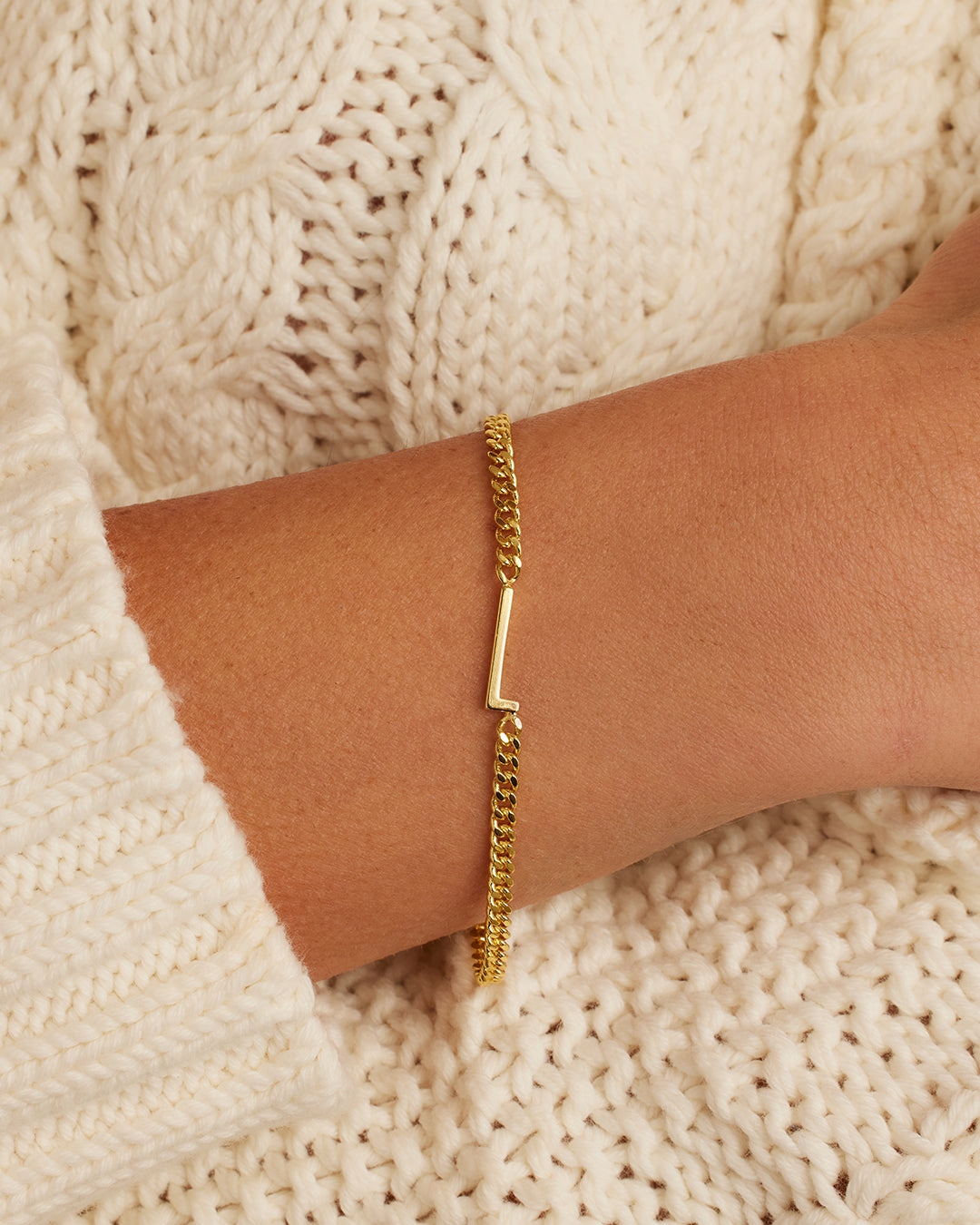 Wilder Alphabet Bracelet - Custom Name Bracelet for Women & Girls - Perfect Gift for Birthdays, Anniversaries & Everyday Wear