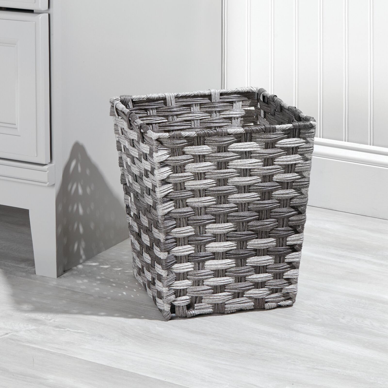 mDesign Small Woven Basket Trash Can - Square Waste Bin for Bathroom, Kitchen, Office, Laundry & Craft Storage - Eco-Friendly Home Organization Solution - Perfect for Countertops, Under Sink & Shelves - Gray