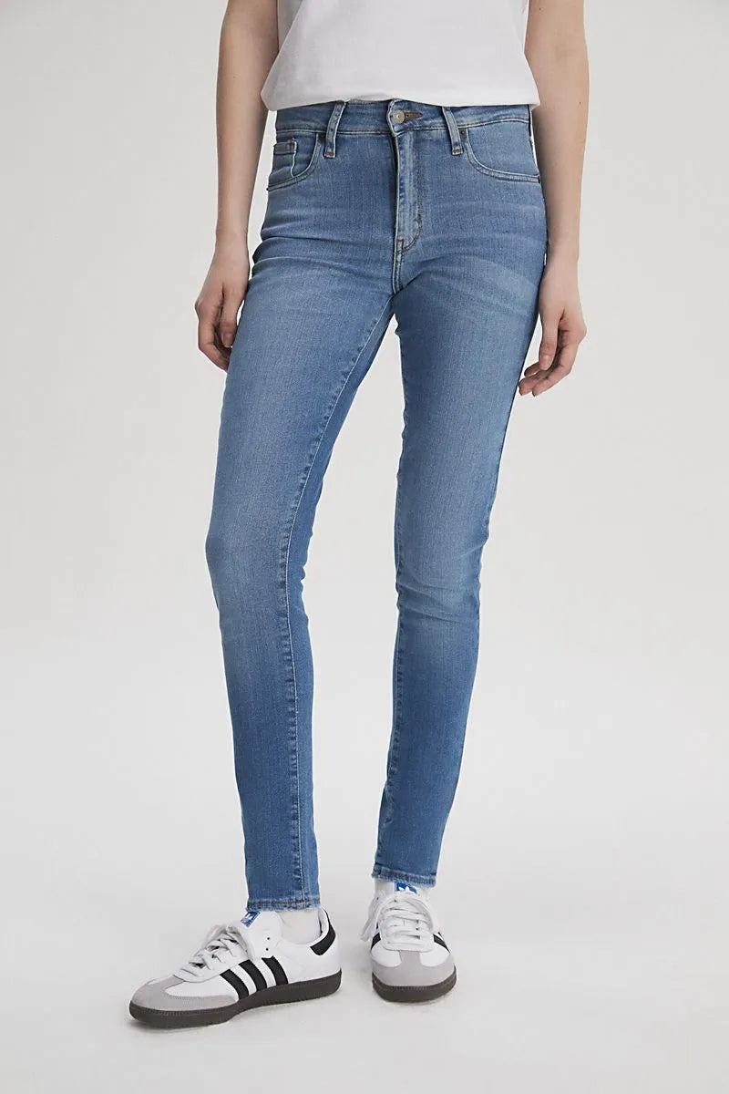 Levi's High Rise Skinny Jeans for Women - Slim Fit Stretch Denim Pants | Perfect for Casual Wear, Office Outfits & Night Out Looks