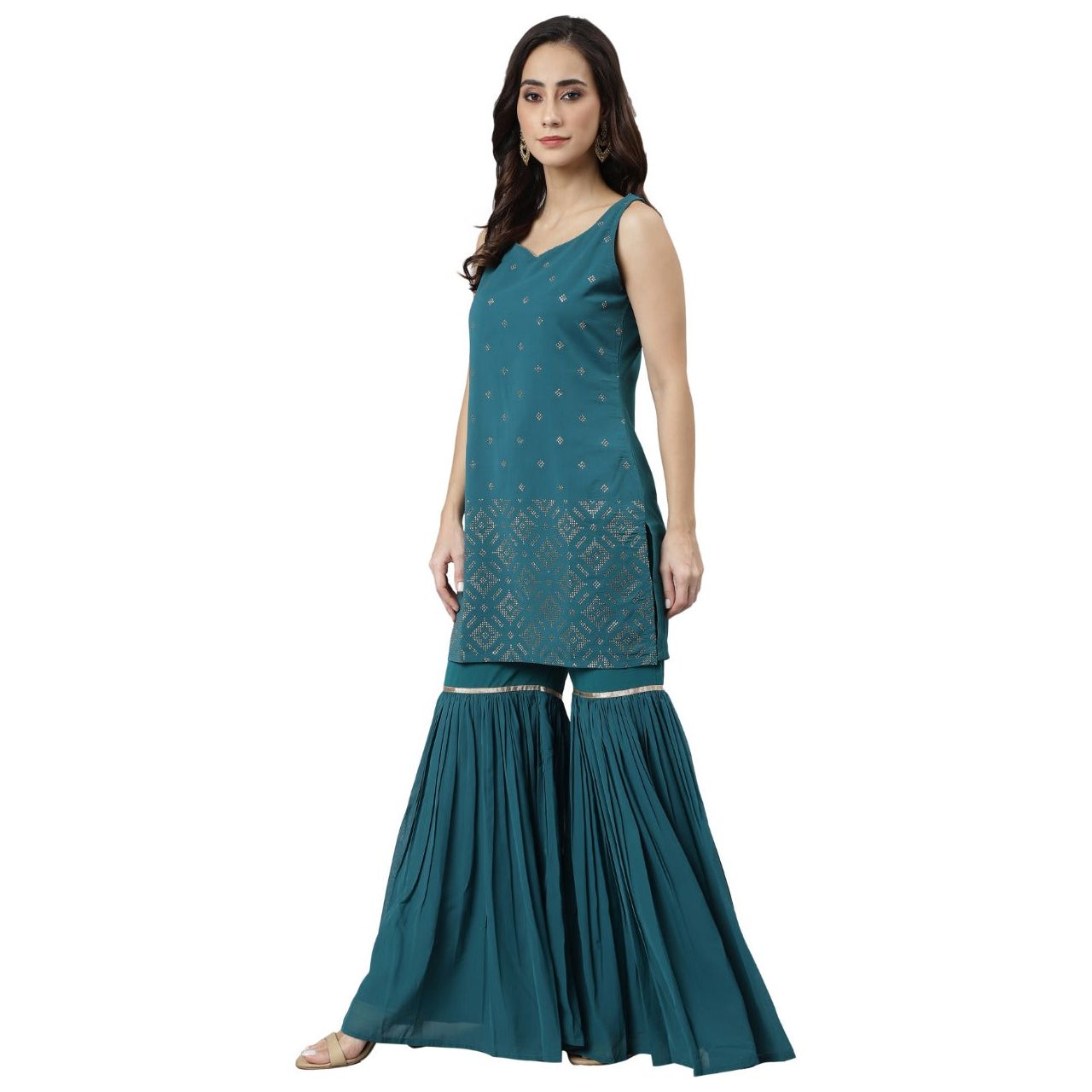 Stylish Women's Party Wear Designer Sleeveless Kurta Set - Elegant Indian Ethnic Outfit for Festivals, Weddings & Special Occasions
