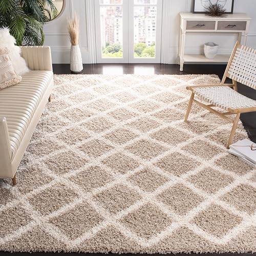 Beige / Ivory