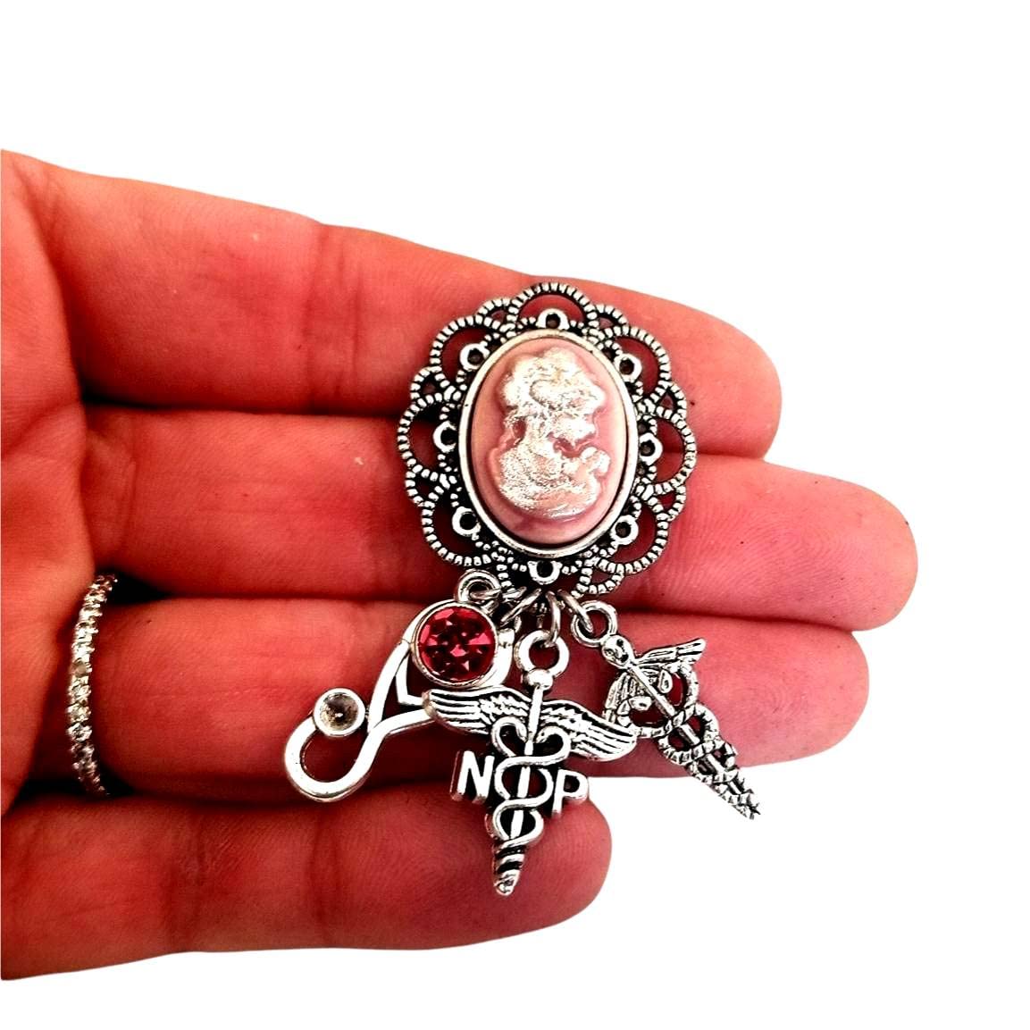 **Personalized Nurse Practitioner Lapel Pin - Custom NP Brooch for Nursing School Graduation Gifts, Women's Nurse Appreciation Jewelry - Perfect for Graduation Ceremonies & Professional Work Wear**