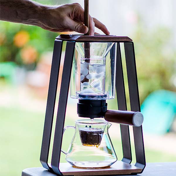 Premium Trinity Origin Wine Decanter - Elegant Glass Carafe for Red Wine Aeration & Serving - Perfect for Dinner Parties, Gifts & Home Bars