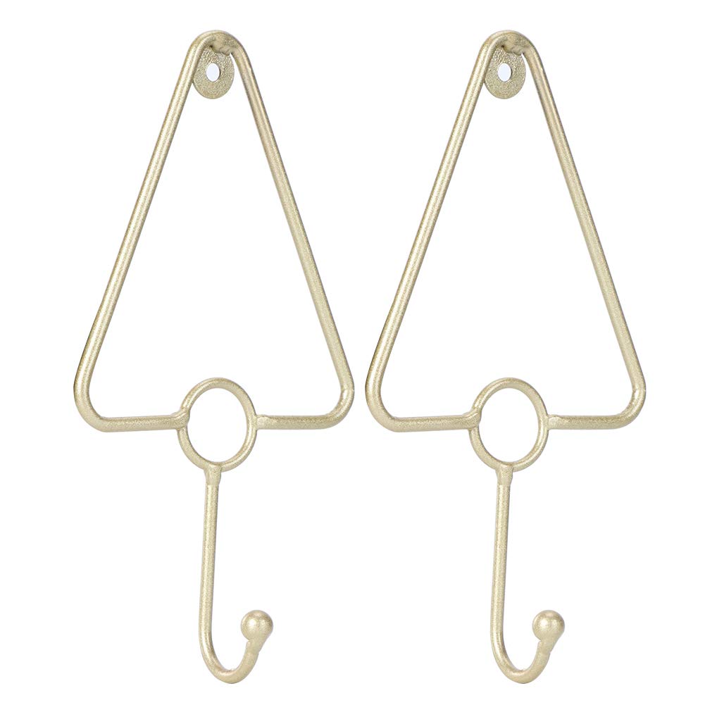 A Tale of Elegance and Organization: The Golden Hook That Changed Everything