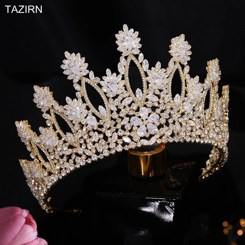 Luxury Cubic Zirconia Wedding Tiara Crown - Elegant Bridal Headpiece for Women, Princess Pageant Hair Jewelry, Perfect Gift for Bride (Ideal for Weddings, Prom, Quinceañera & Special Occasions)