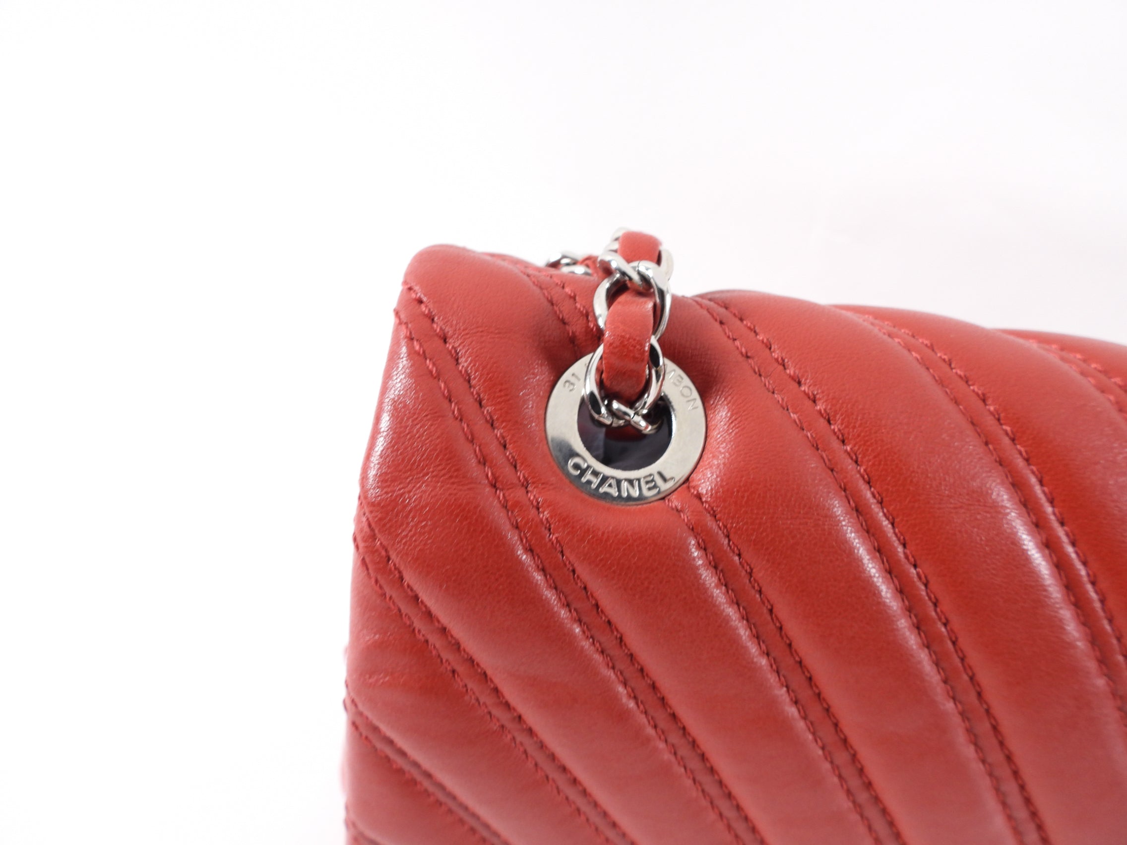 Chanel Red Jumbo Chevron Quilted Single Flap Bag with Silver Hardware - Luxury Designer Handbag for Women, Perfect for Parties, Date Nights & Special Occasions
