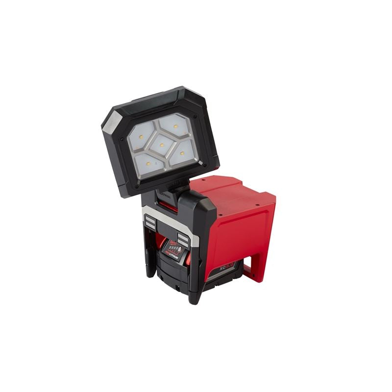 M18 18V Lithium-Ion Cordless Rover Mounting Flood Light (2365-20) - Tool Only for Construction, Outdoor Work, and Emergency Lighting