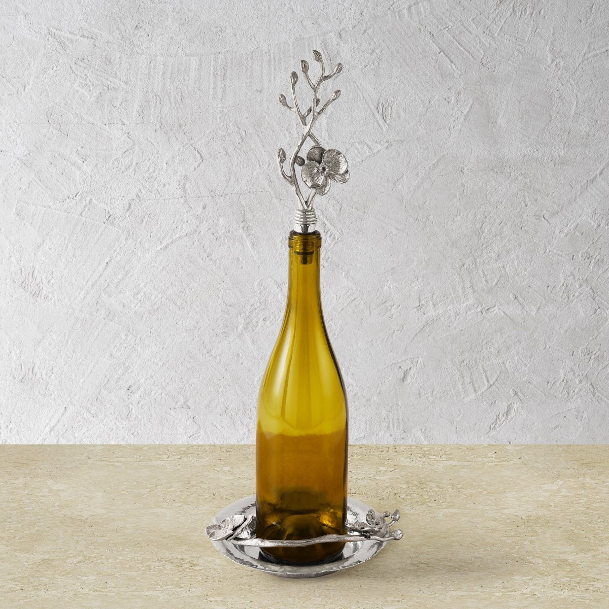 Premium White Orchid Wine Coaster & Stopper Set - Elegant Wine Accessories for Chilling and Preserving Wine - Perfect for Dinner Parties, Weddings, and Home Bars
