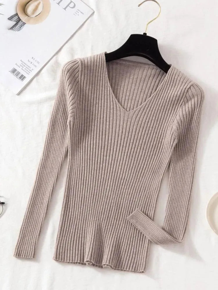 Women's V-Neck Pullover Sweater - Soft & Comfortable Knit Top for Casual Wear, Office, and Layering