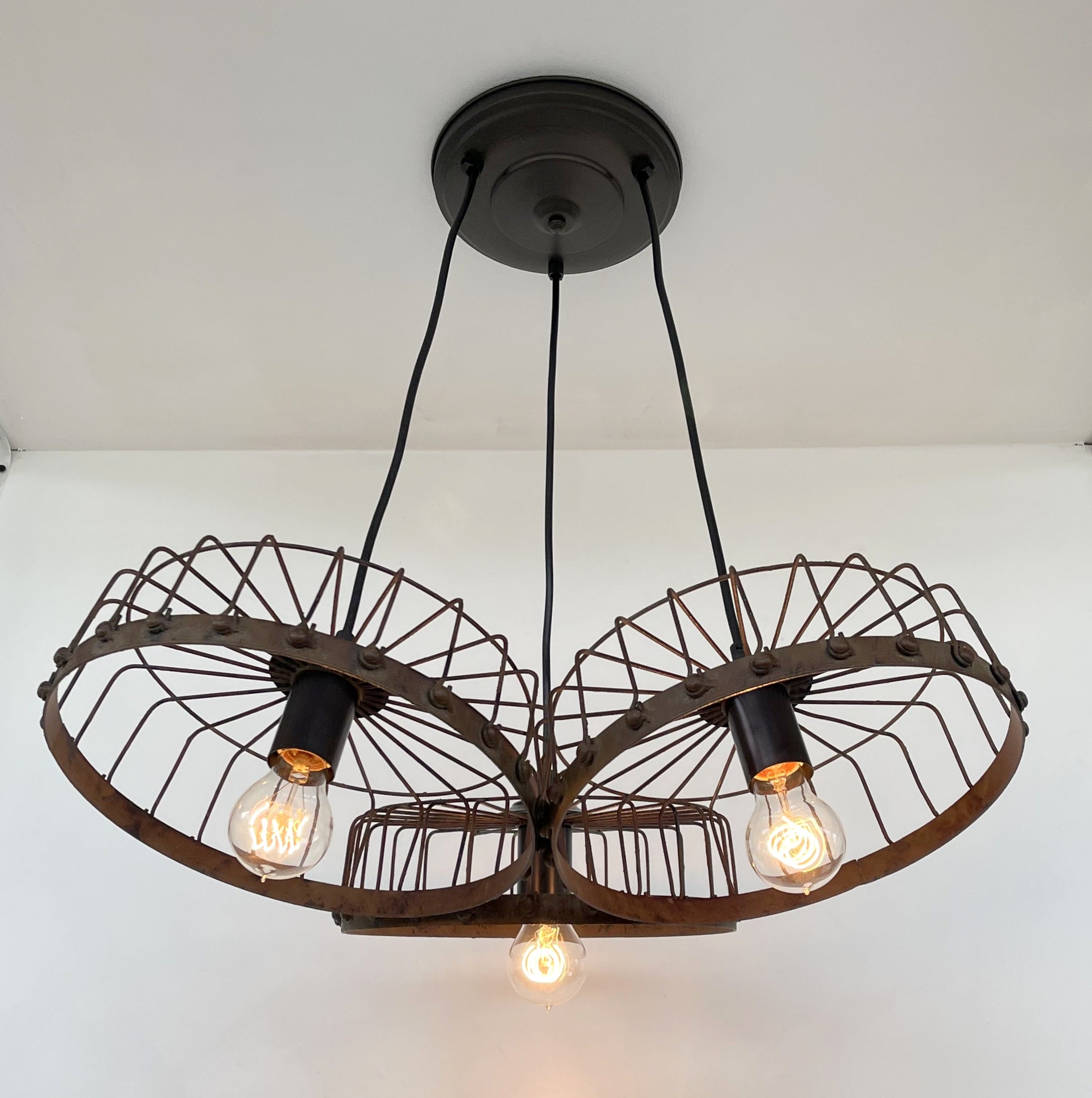 Rustic Industrial Wagon Wheel Chandelier Trio Light - Farmhouse Ceiling Lighting Fixture for Dining Room, Living Room & Bedroom Decor