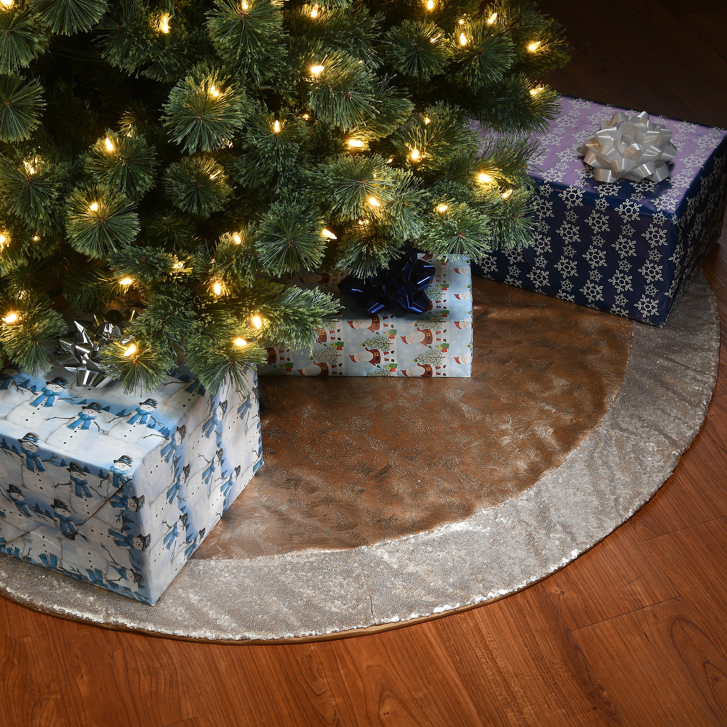48 Inch Metallic Gold Christmas Tree Skirt - Yuletide Glam Collection for Holiday Decor, Xmas Party & Festive Home Decoration
