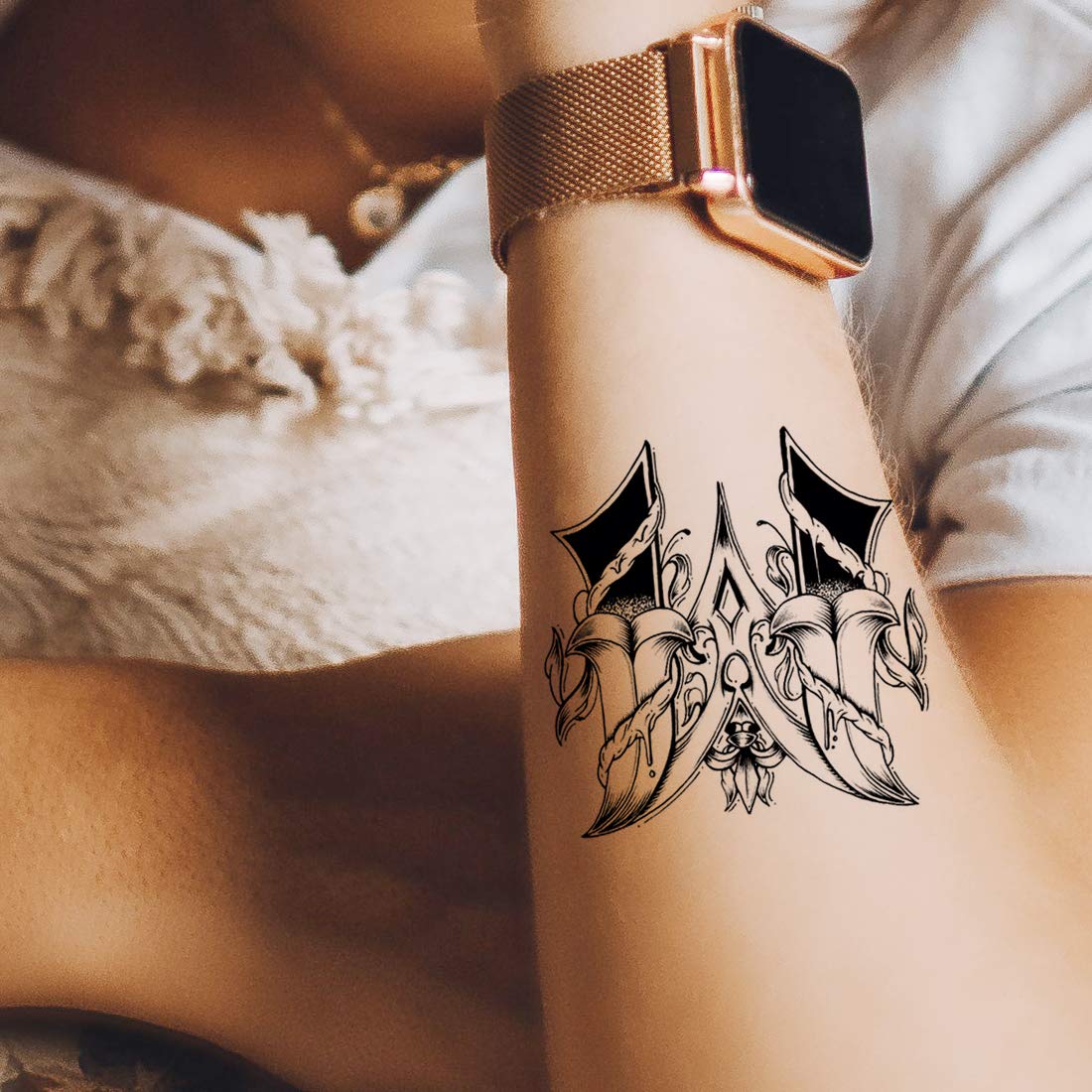 Voorkoms® Waterproof Temporary Tattoo - Letter W Design for Women, Men & Girls | Long Lasting Body Art for Parties, Festivals & Special Occasions