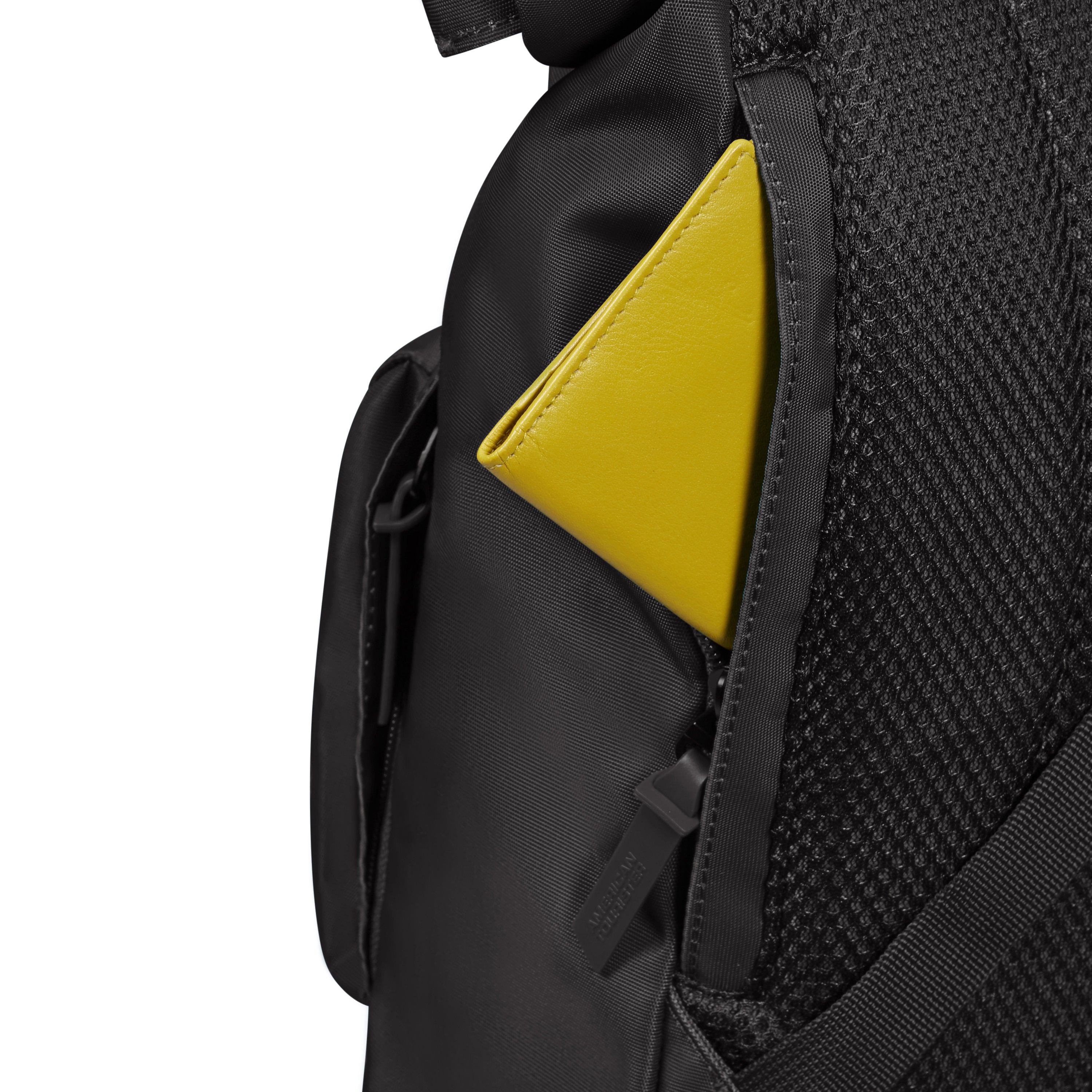 American Tourister Urban Groove Backpack - Lightweight Travel Backpack for Men & Women, Durable Laptop Backpack with USB Charging Port - Perfect for School, Work, Travel & Daily Commute