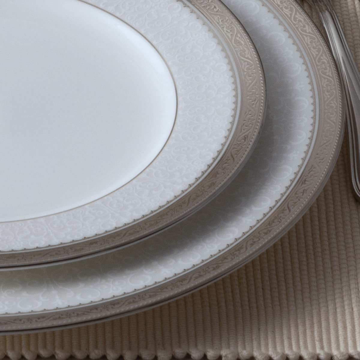 Noritake Odessa Platinum 5-Piece Dinnerware Set - Elegant Bone China Place Setting for Formal Dining & Special Occasions