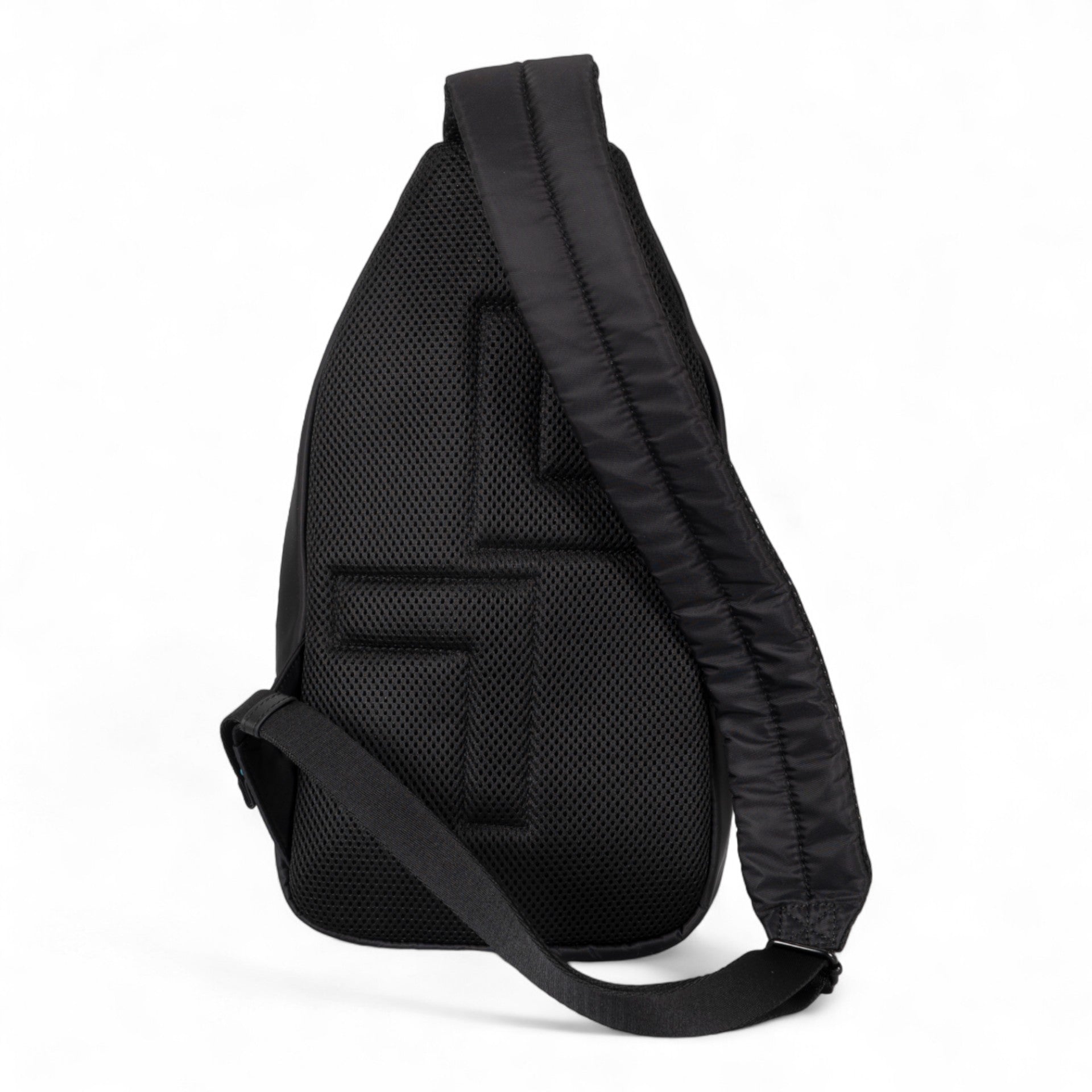 Tracker Sutton 2.0 Sling Bag - Lightweight Durable Crossbody Shoulder Bag for Men & Women - Perfect for Travel, Hiking, Work & Everyday Use