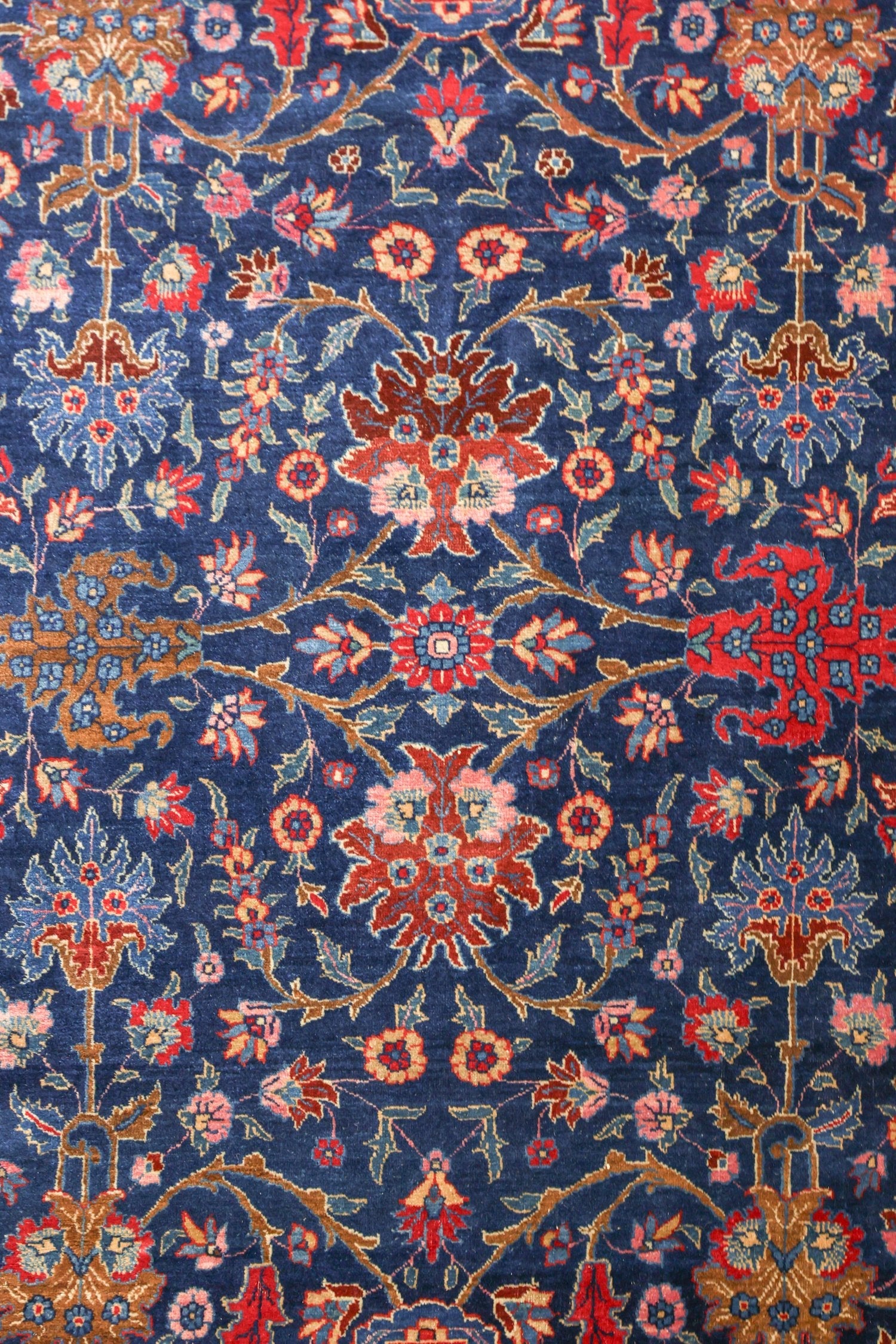 Antique Tabriz Handwoven Traditional Persian Rug - J75584 | Perfect for Living Room, Bedroom & Home Decor