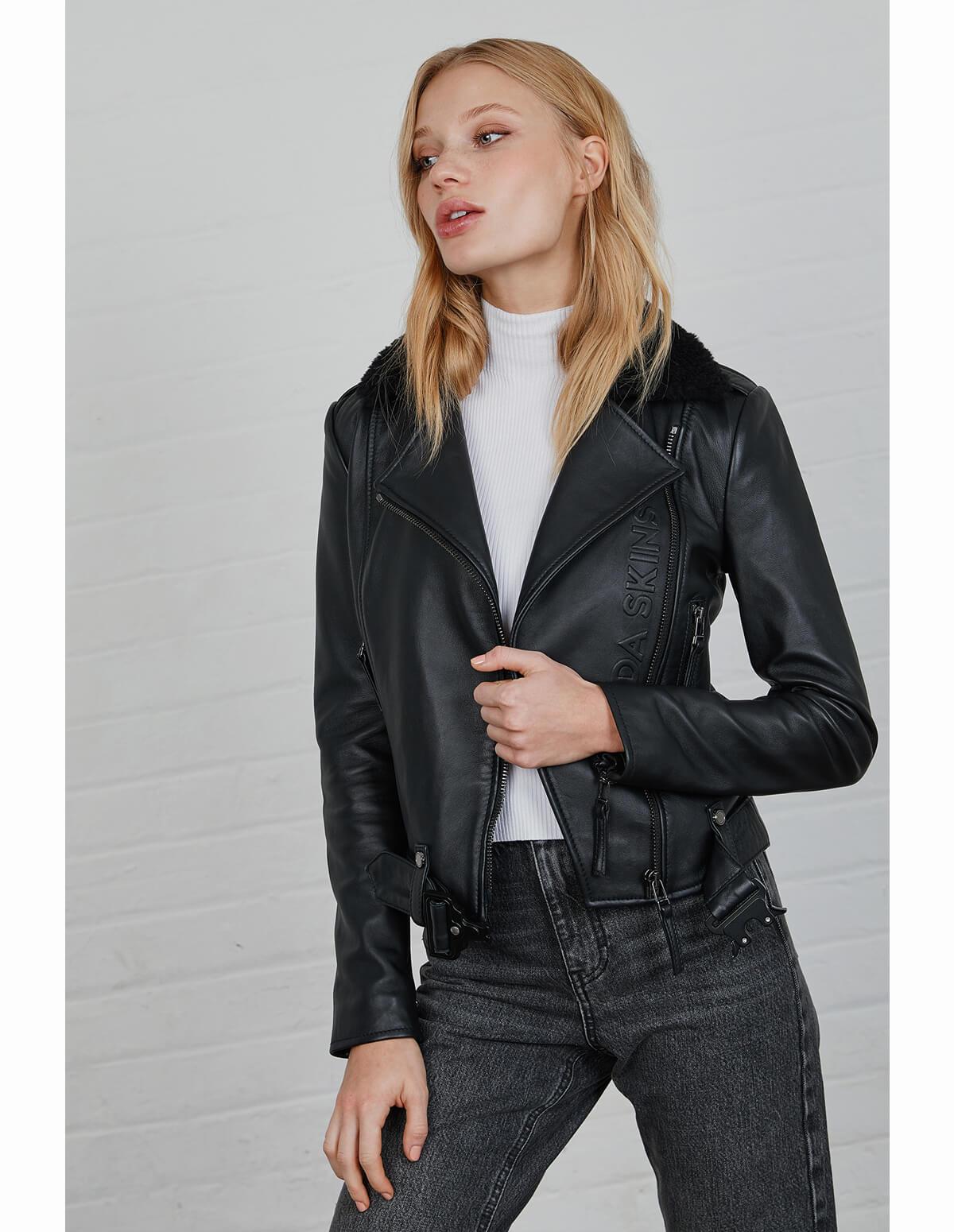 Premium Classic Biker Jacket for Men - Warm Winter Motorcycle Jacket with Windproof Design - Ideal for Riding, Outdoor Adventures & Cold Weather Protection