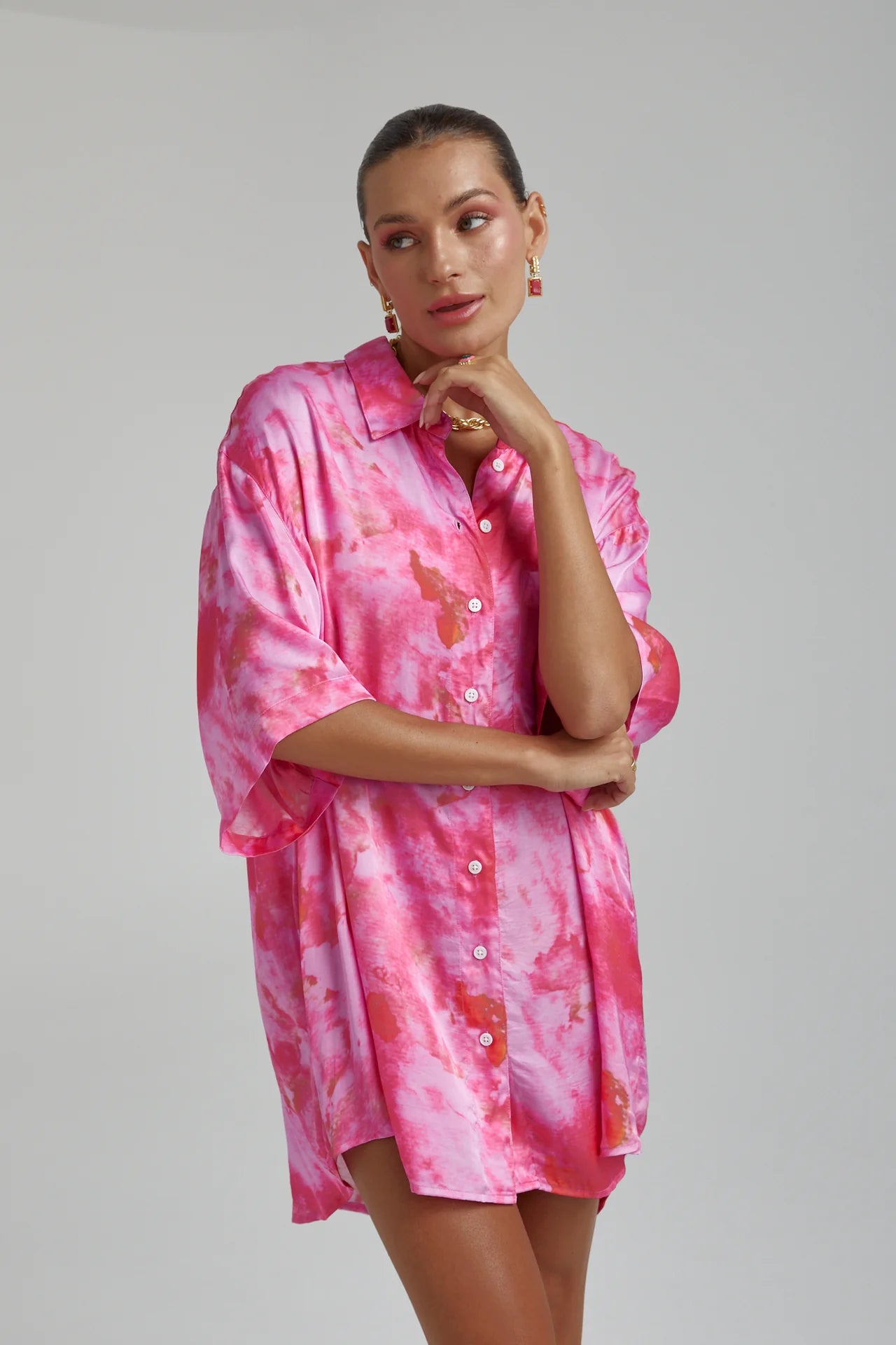 Stylish Big Shirt with Hibiscus Print - Comfortable Oversized Blouse for Women - Perfect for Beach, Vacation, and Summer Outfits
