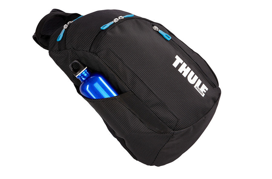 Thule Crossover 17L Sling Backpack - Lightweight Water-Resistant Crossbody Bag for Travel, Hiking & Everyday Use - Perfect for Commuters, Photographers & Outdoor Adventures