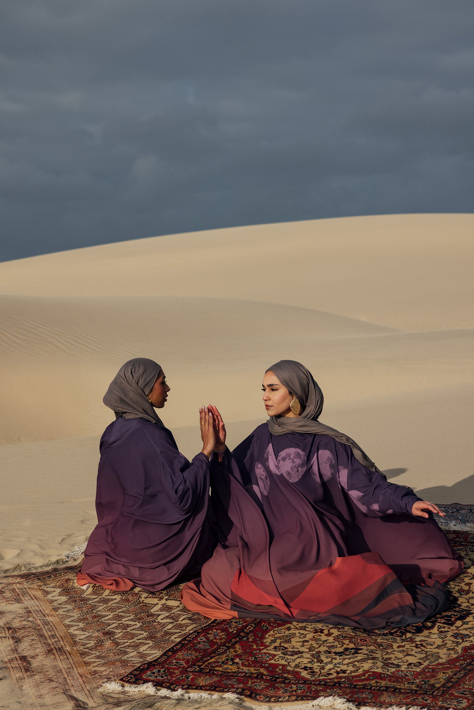 Elegant Desert Kaftan Abaya Dress - Modest Muslim Women's Clothing for Prayer, Beach & Special Occasions