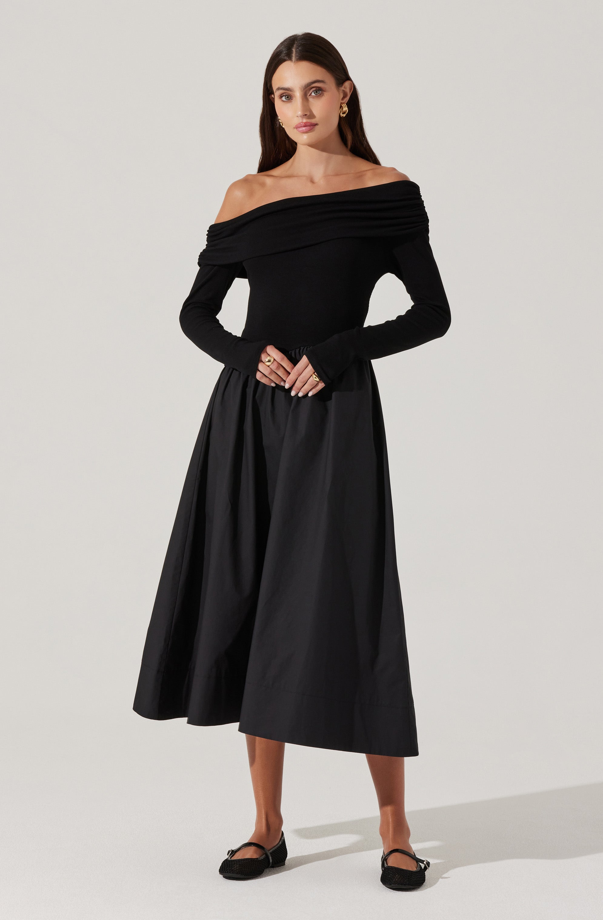 Stylish Mixed Media Off Shoulder Dress for Women - Perfect for Summer Parties, Beach Vacations & Date Nights