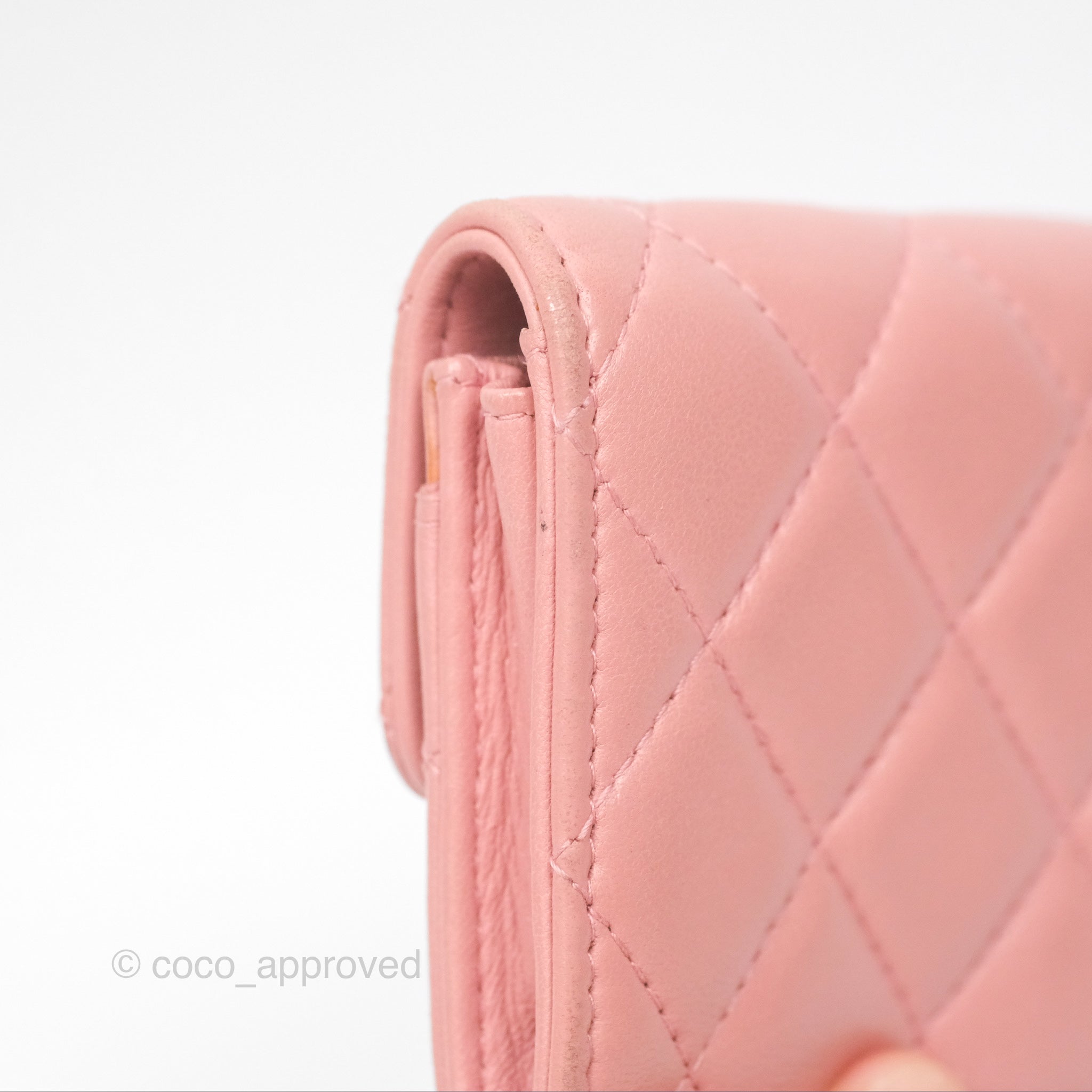 Chanel Classic Flap Card Holder in Pink Quilted Lambskin with Gold Hardware - Luxury Wallet for Women, Perfect for Everyday Use & Special Occasions