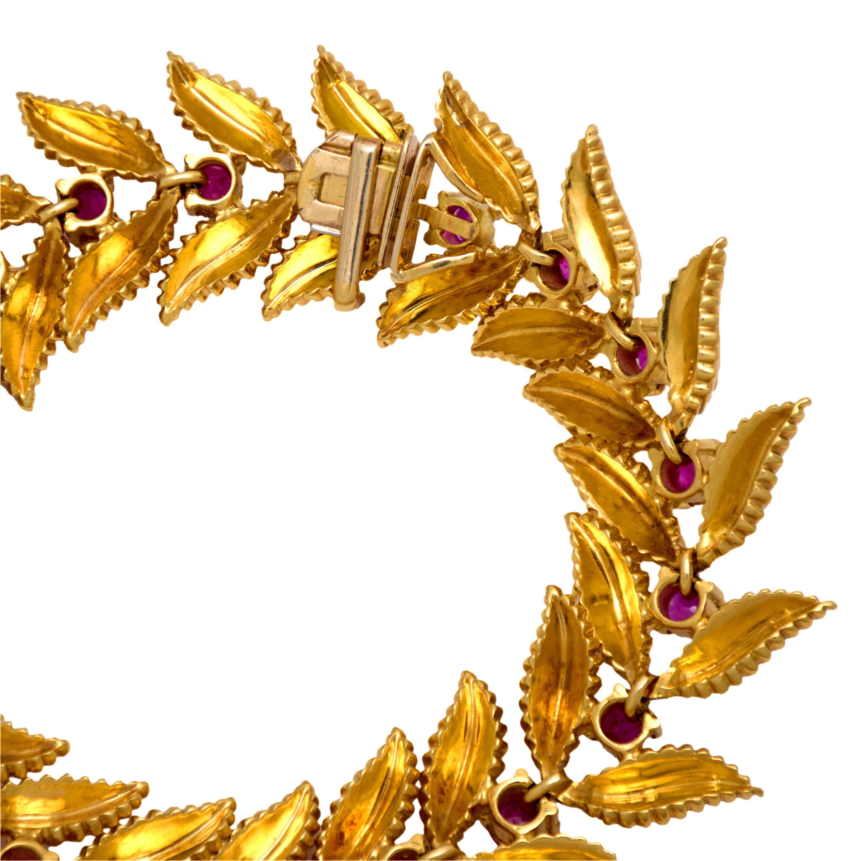 Vintage 18K Yellow Gold Ruby Leaf Motif Bracelet for Women - Elegant Jewelry Gift for Anniversary, Birthday & Special Occasions
