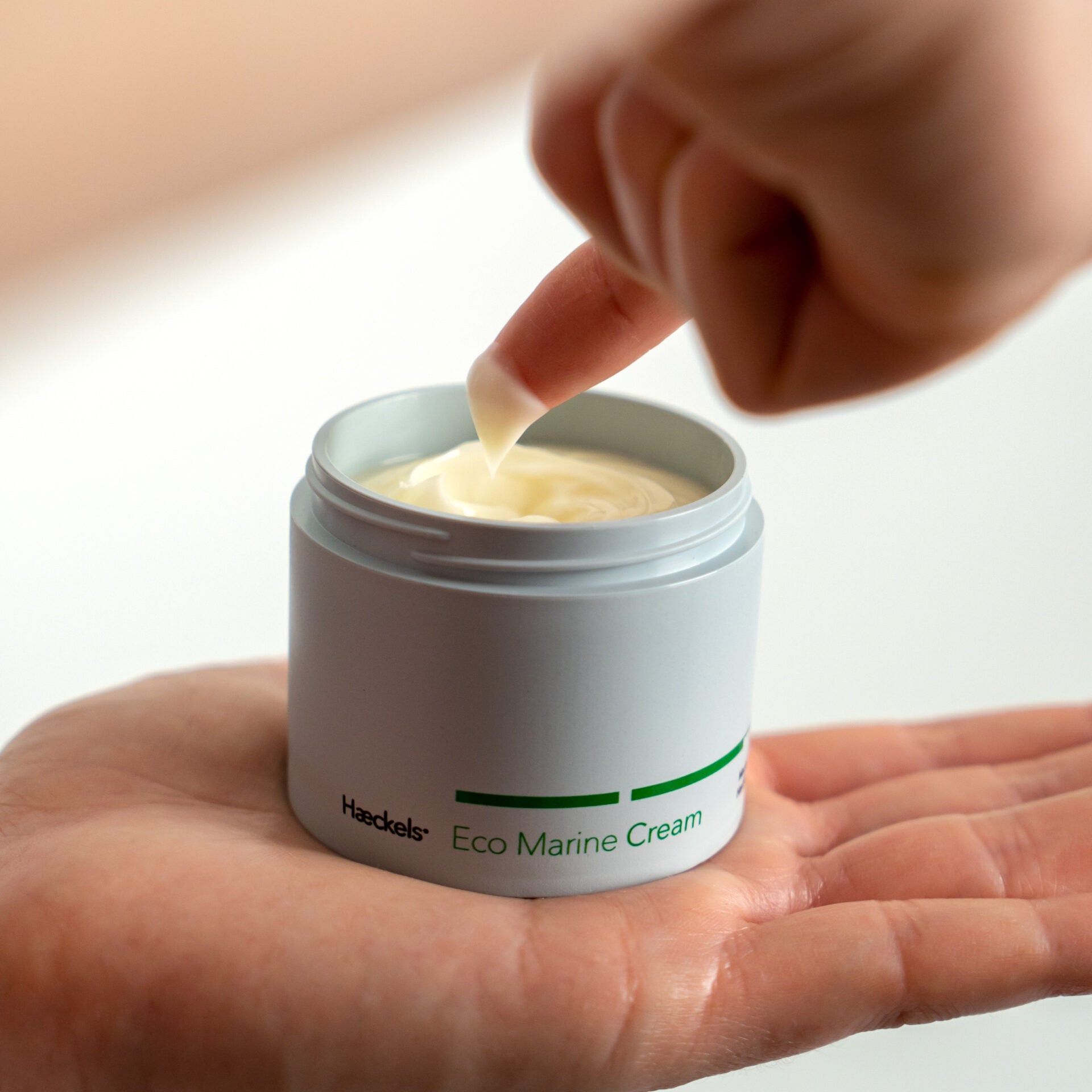 Eco-Friendly Marine Cream for Dry Skin - Hydrating & Nourishing Face Moisturizer with Natural Ingredients | Perfect for Daily Skincare Routine & Outdoor Activities